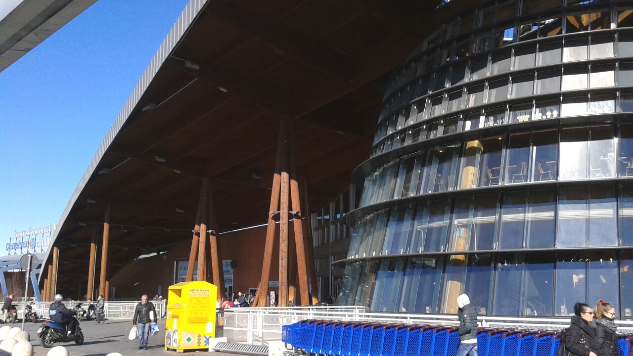 carrefuor di limbiate