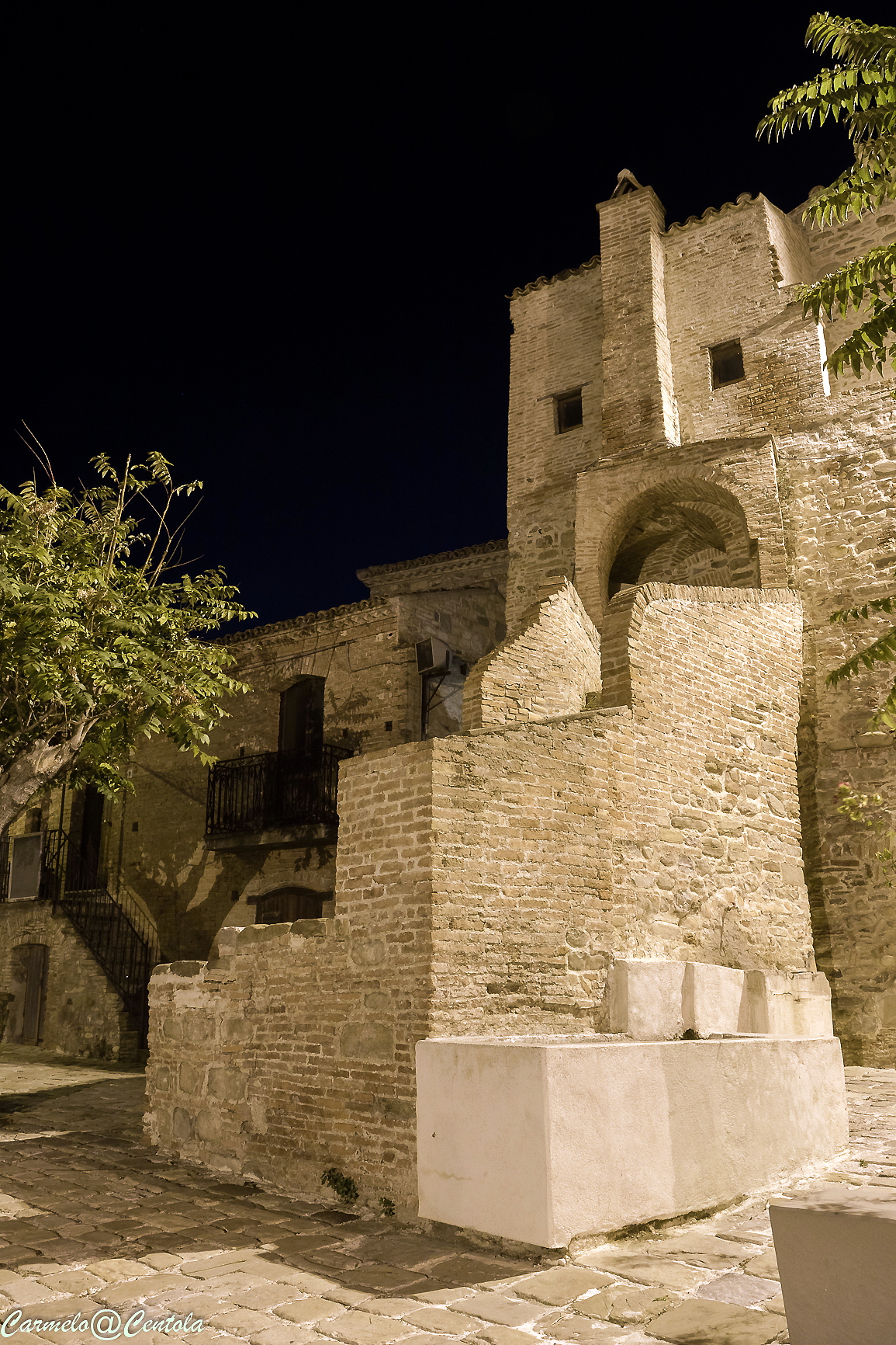 la casa con gli occhi