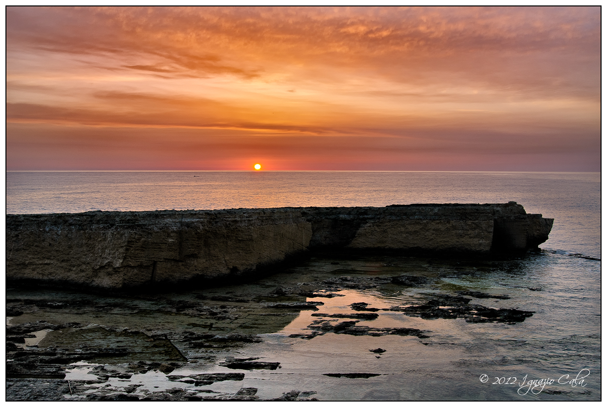 Sunrise at Pillirina