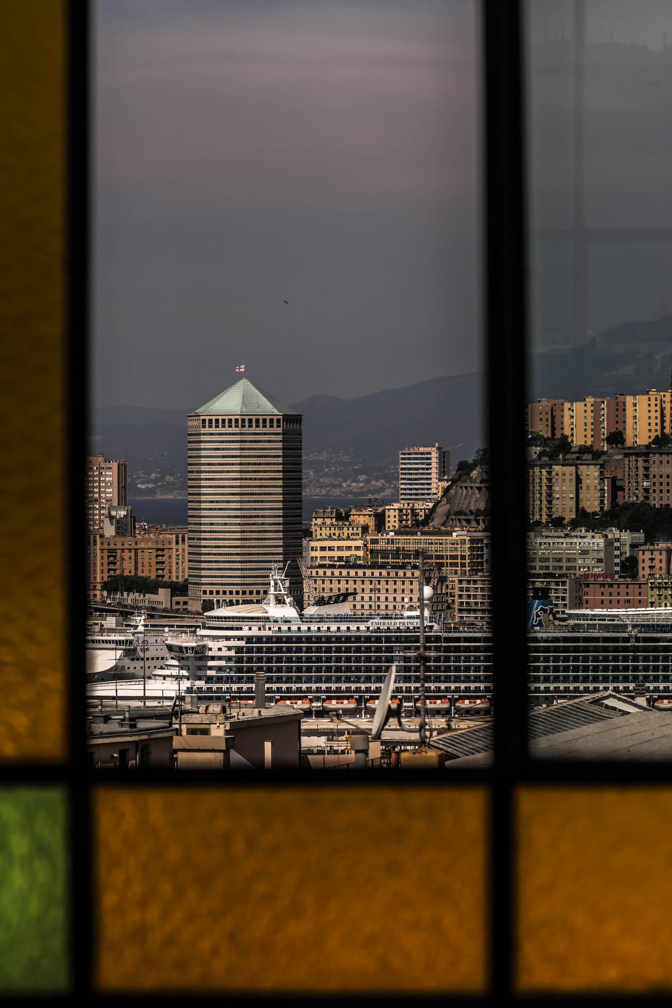 The building harbour