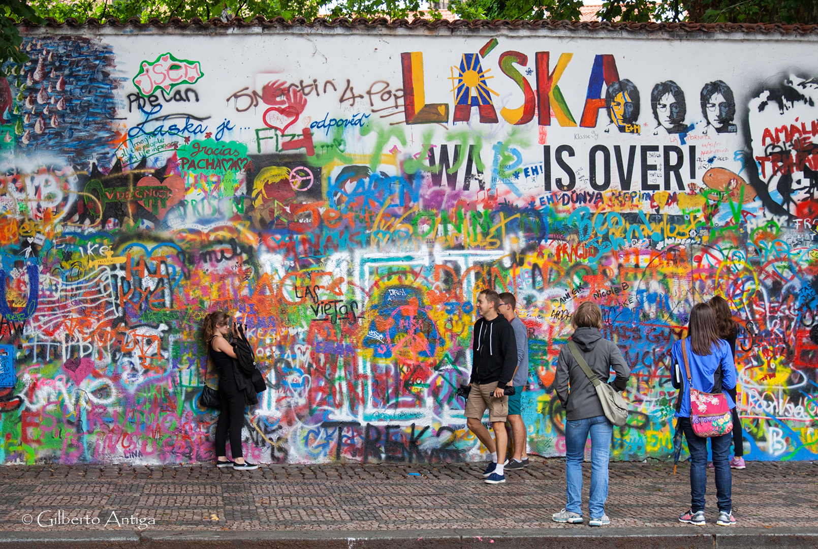 John Lennon Wall (2)