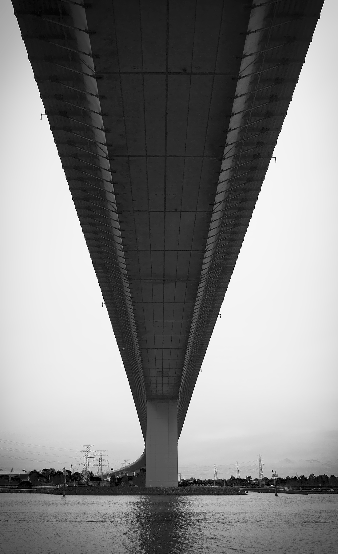 Sotto West Gate Ponte