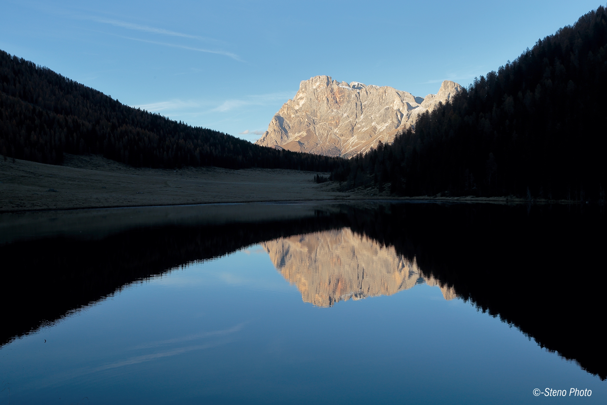 Il Cimone si specchia