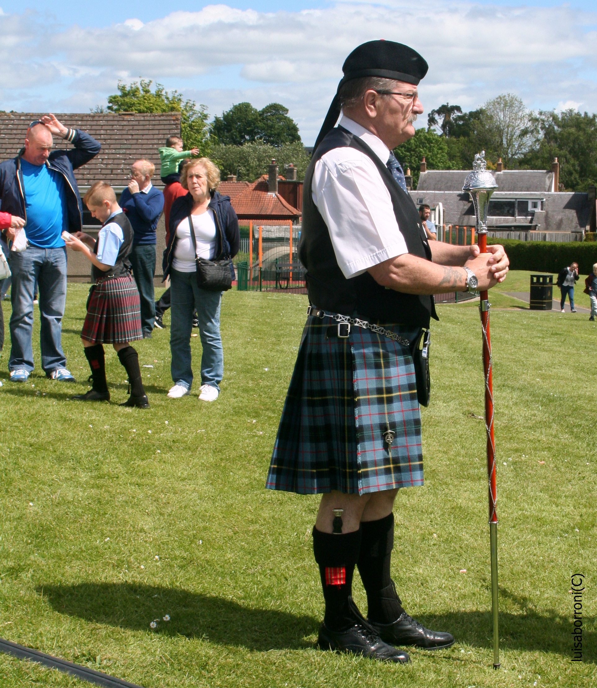 col tipico costume scozzese...il Kilt