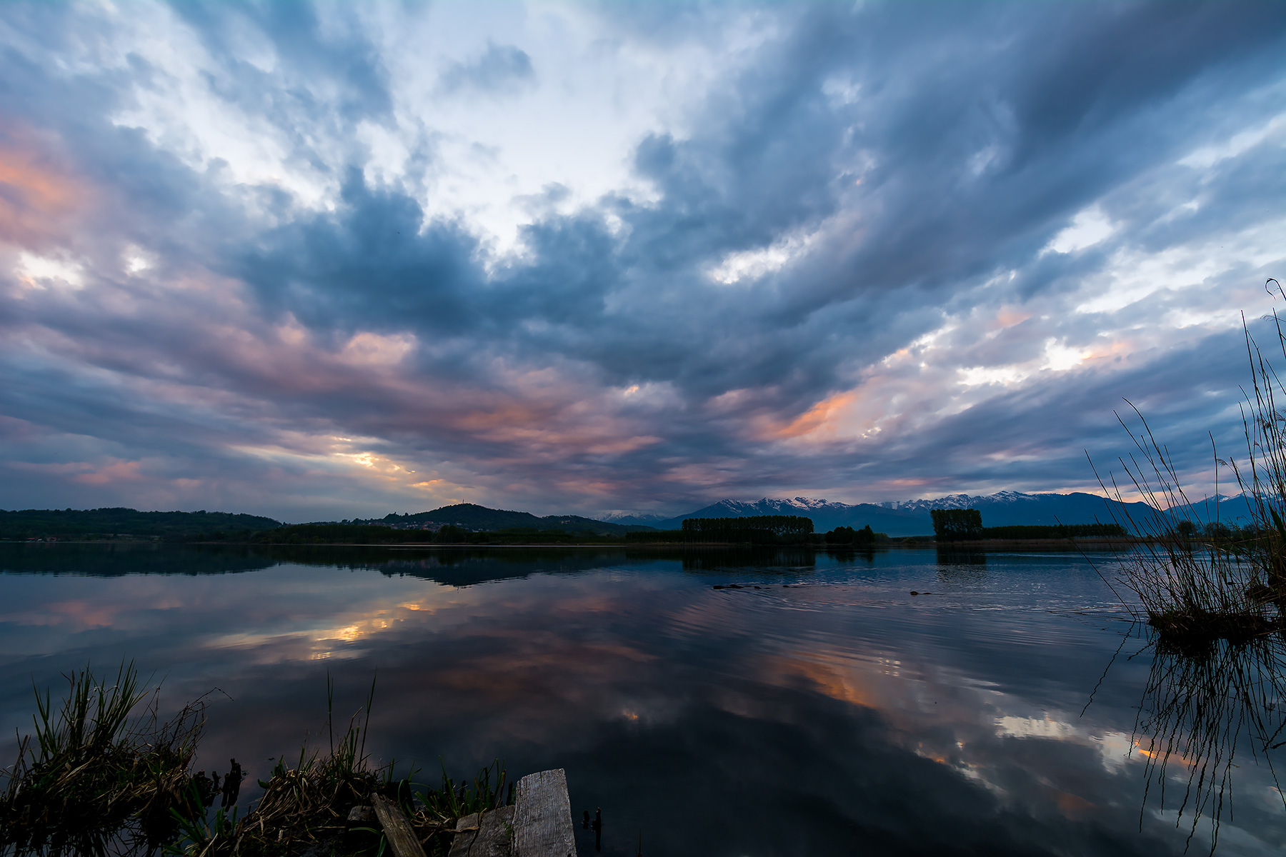 The time of sunset - Lake Candia