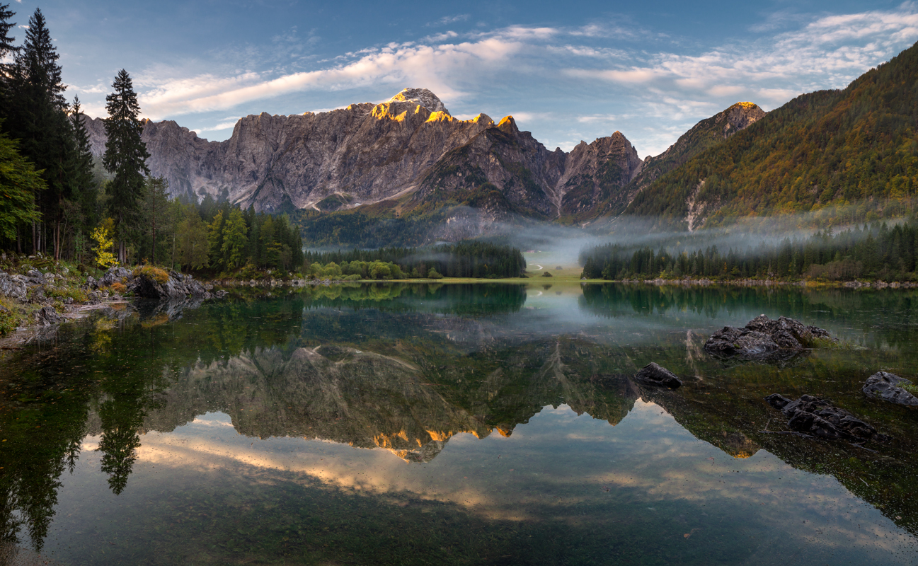Autumn over laghi di fusine