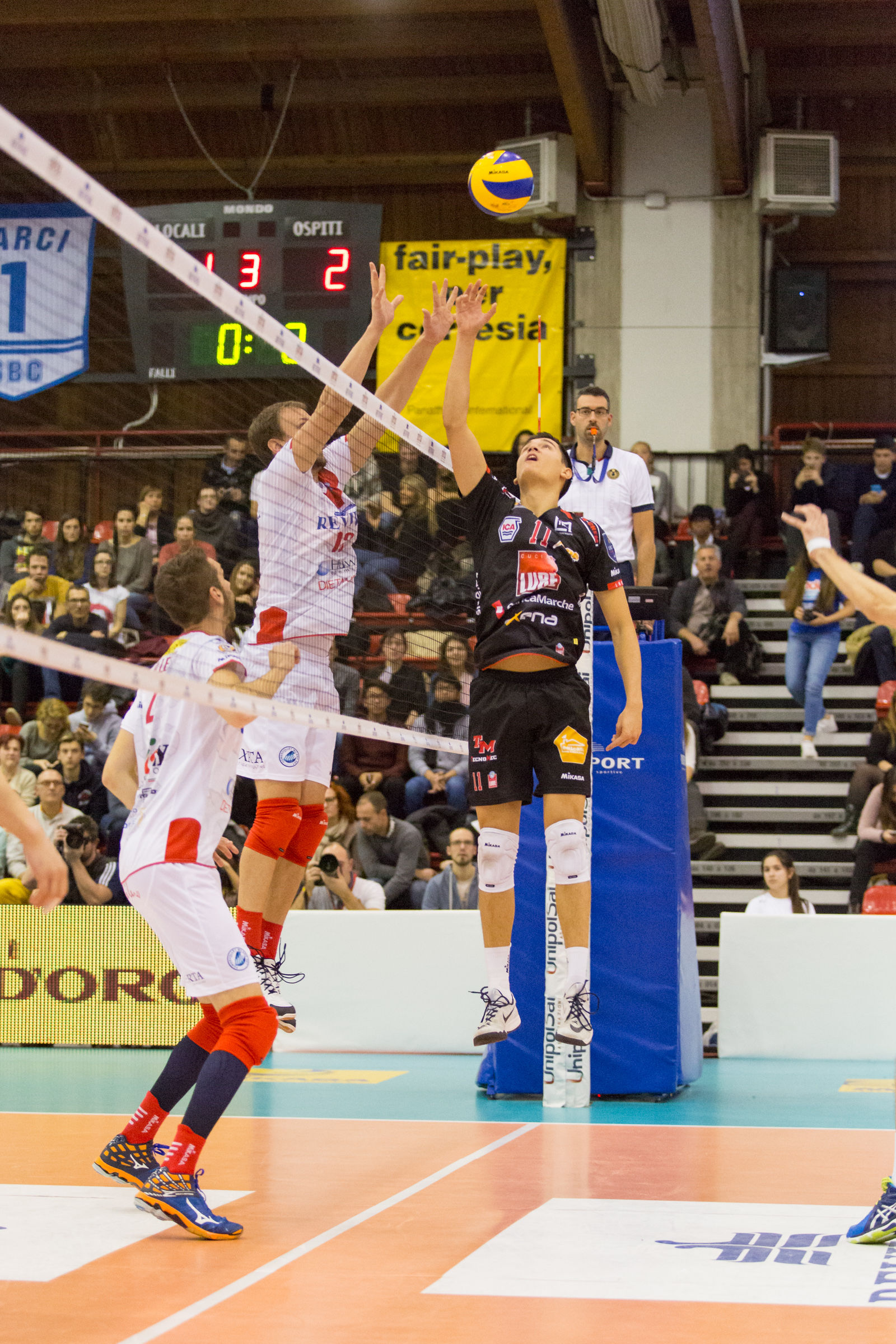 Palleggio a una mano