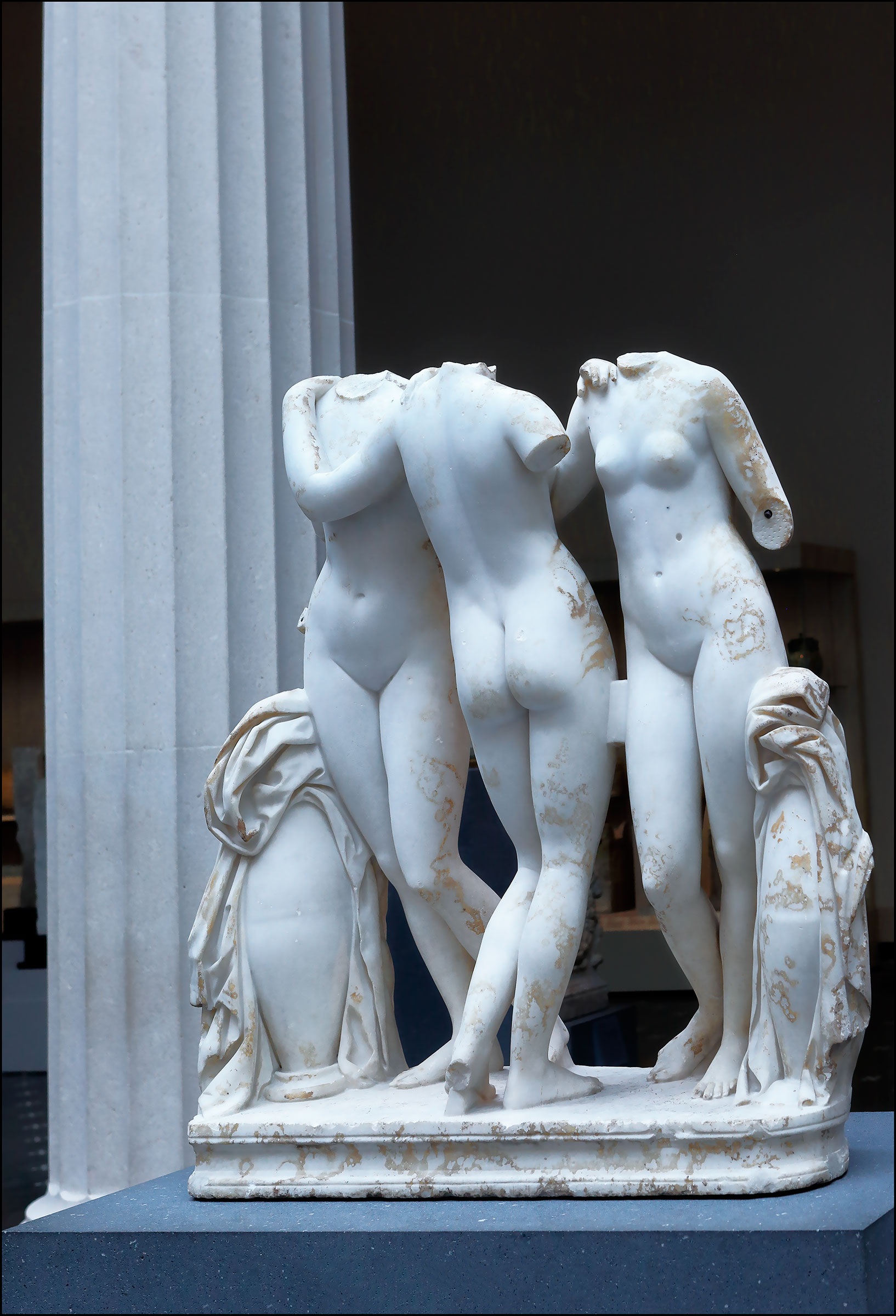 Le Tre Grazie - Metropolitan Museum New York