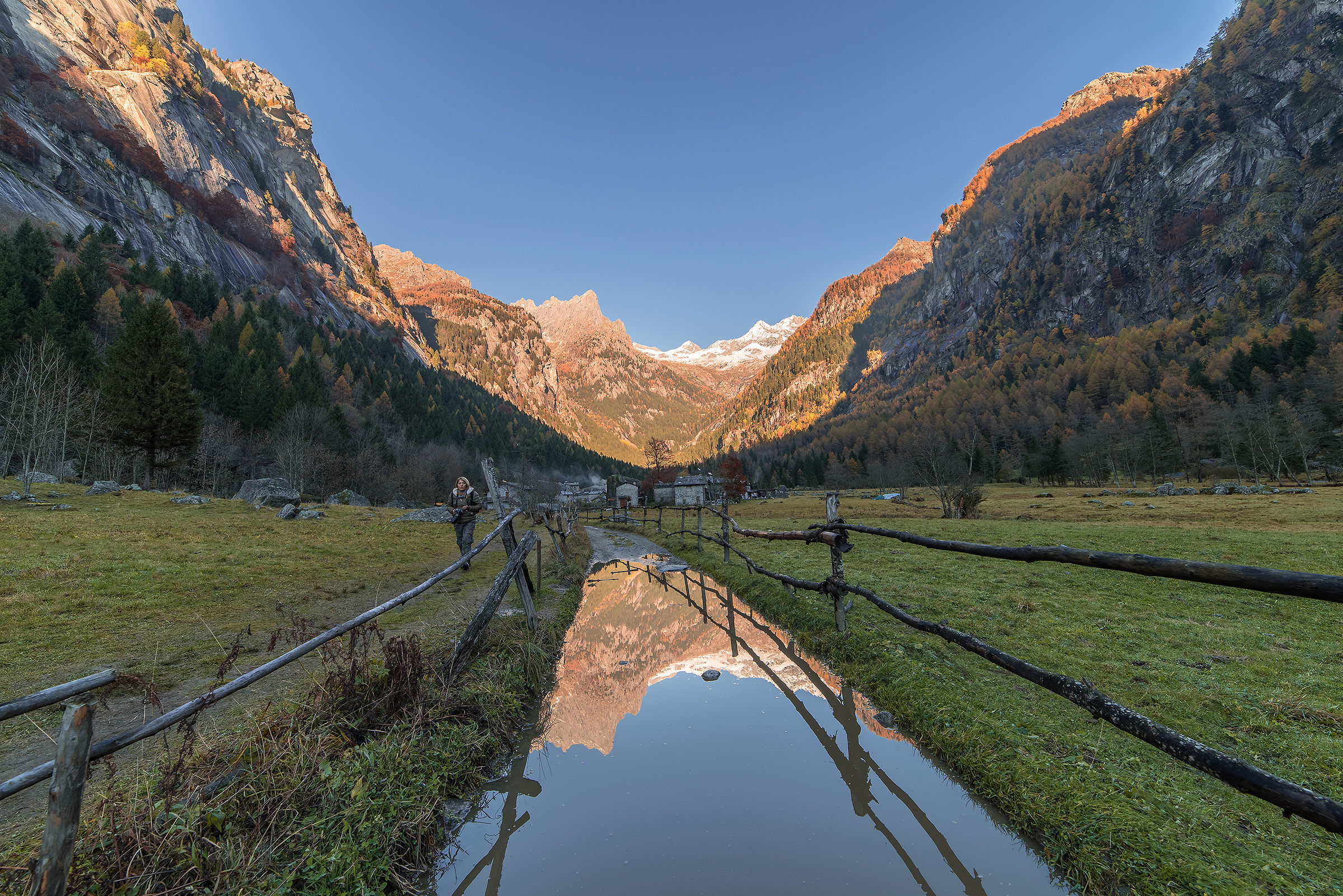 La montagna si specchia