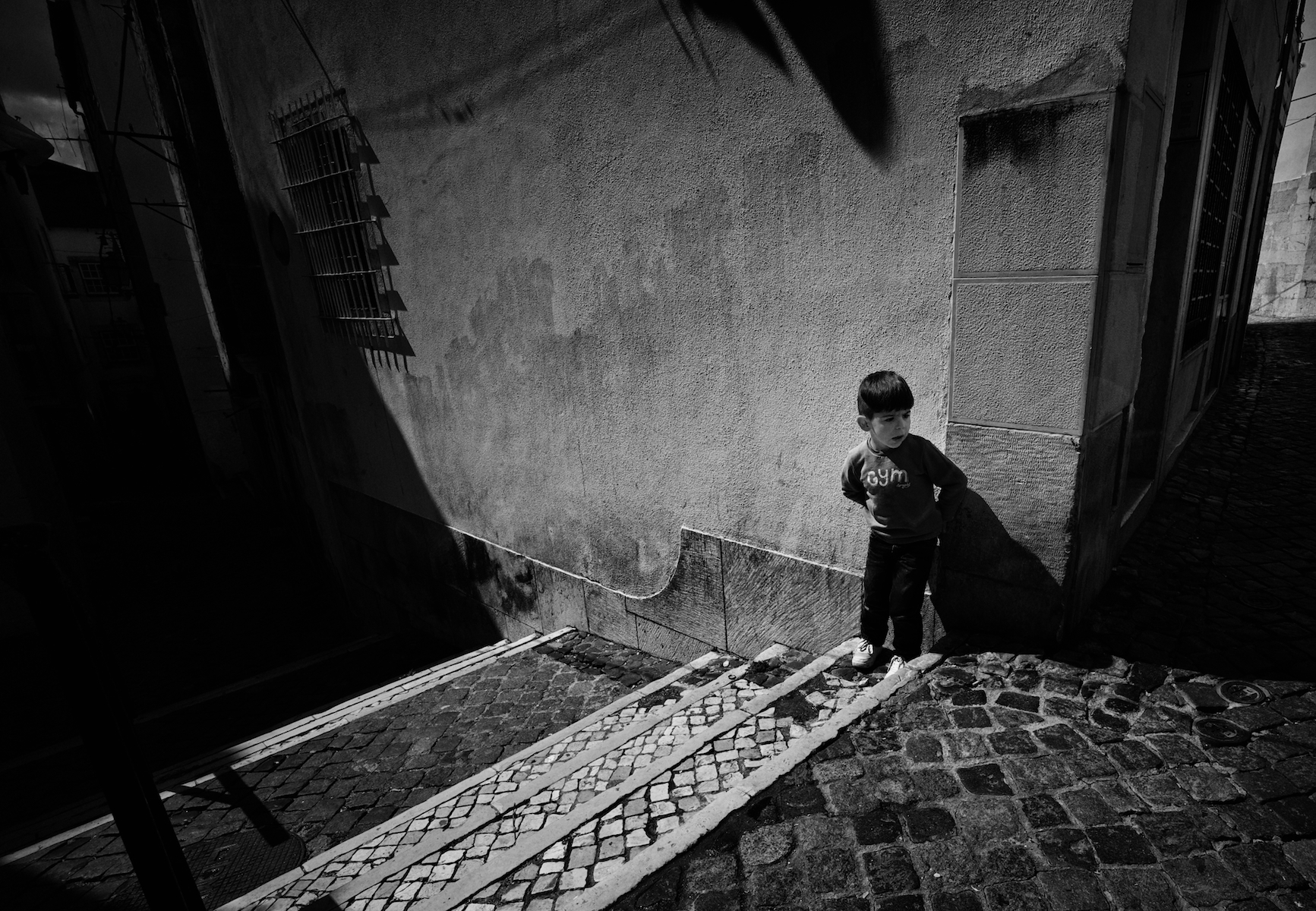 Child, Alfama