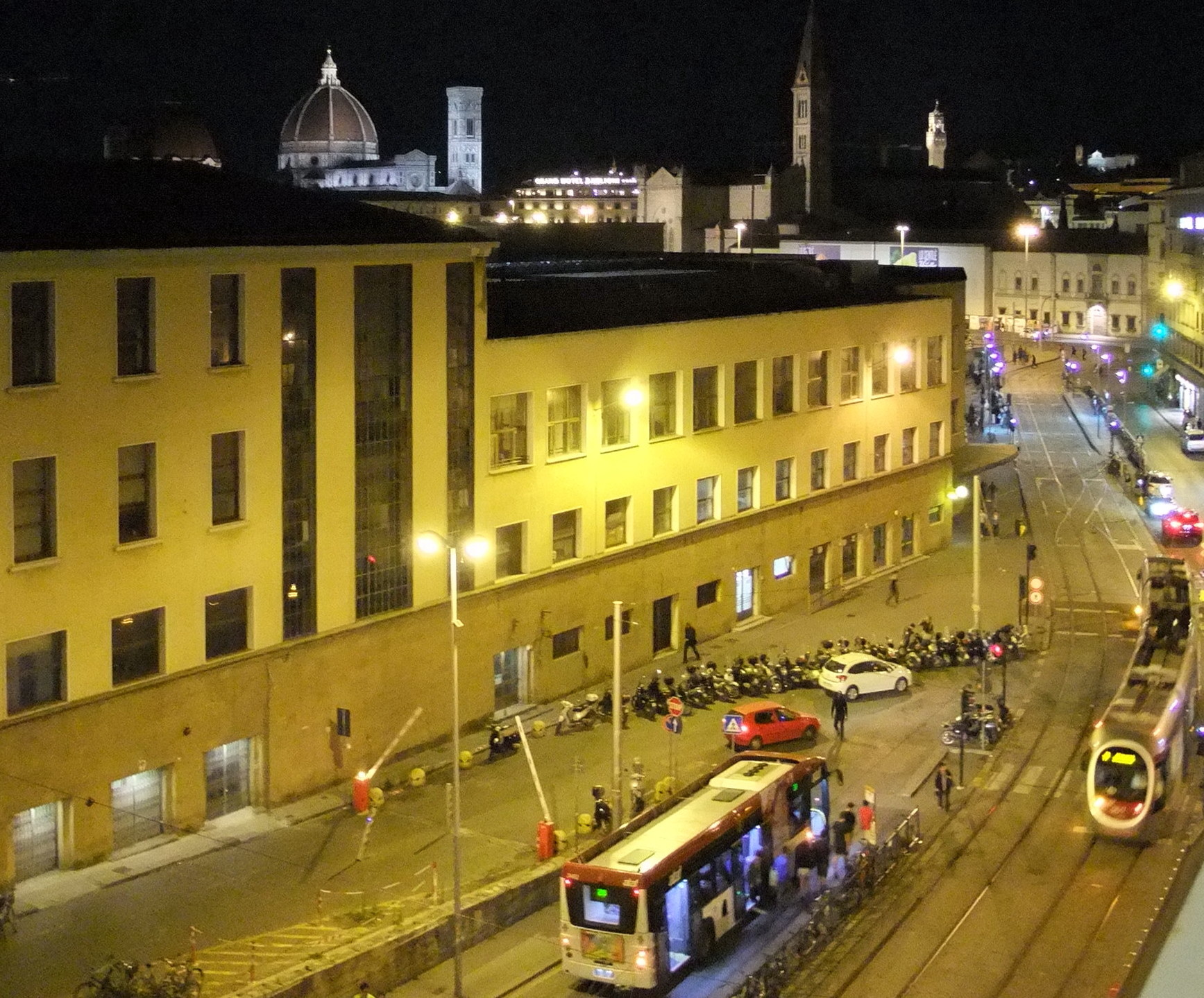 notturno su firenze