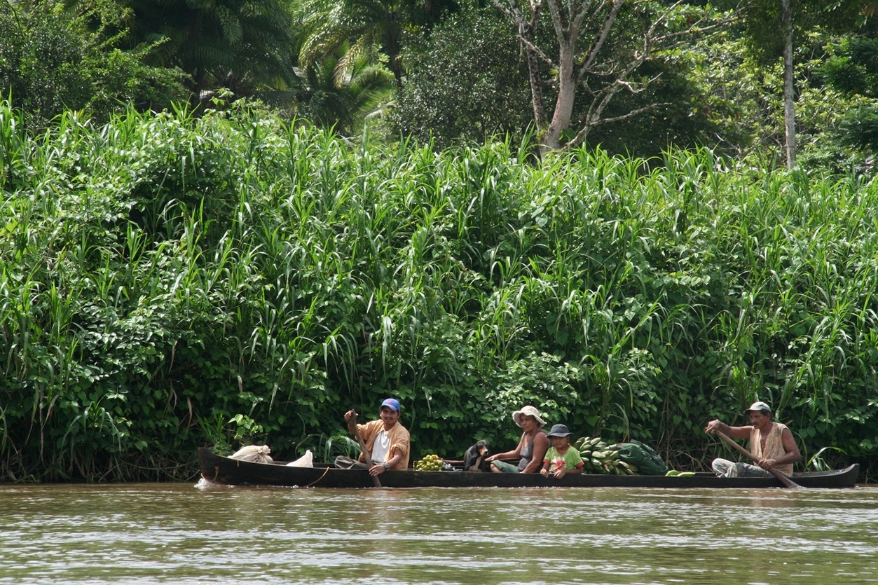 Famiglia al completo sul Rio San Juan...