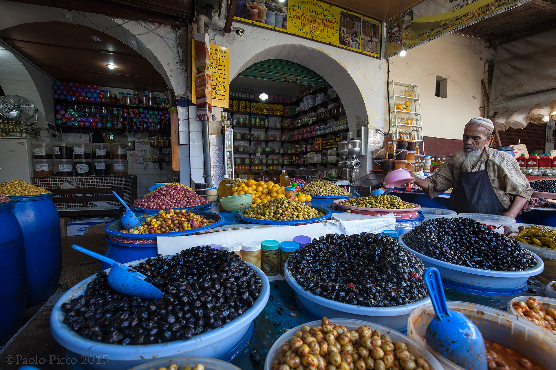 Venditore di Olive a Casablanca