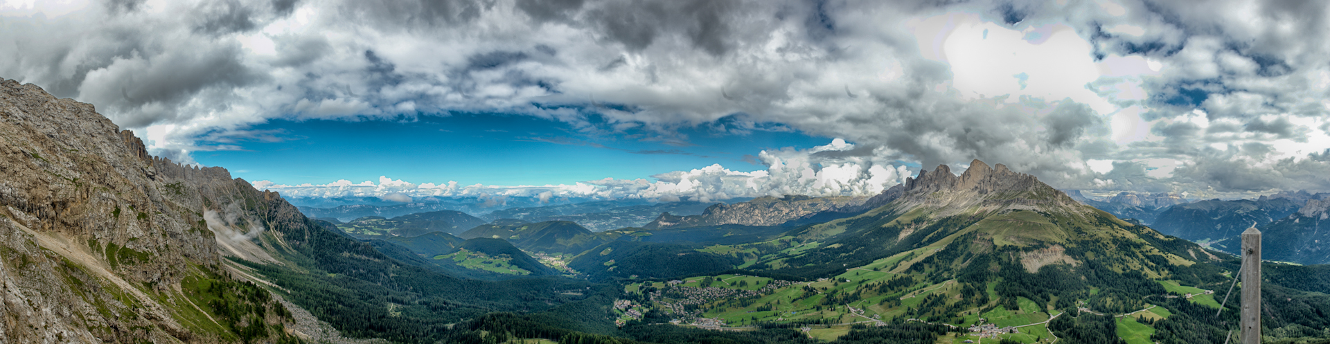 View from the pulpit of Cima Pope Latemar
