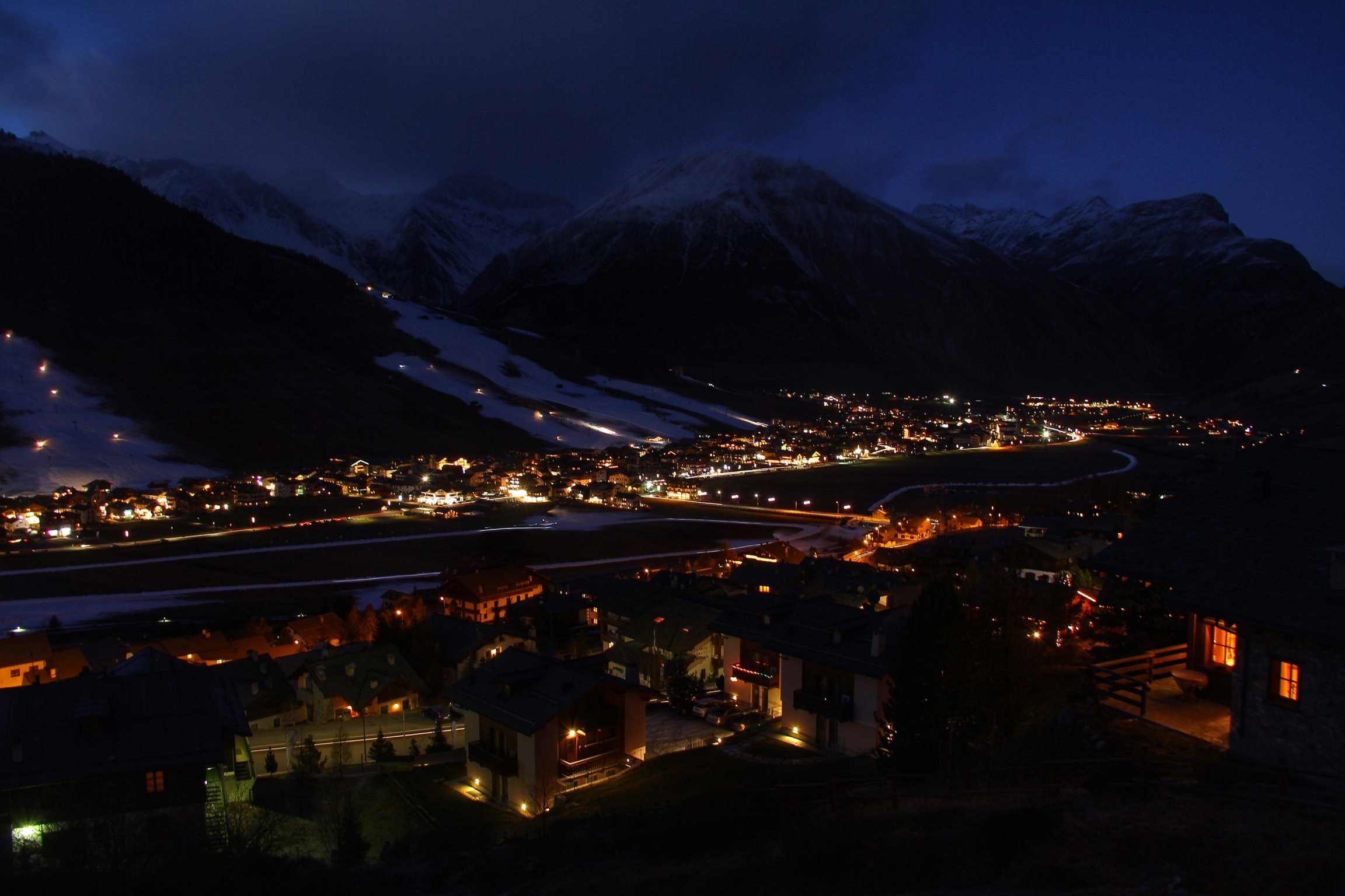 Livigno by night