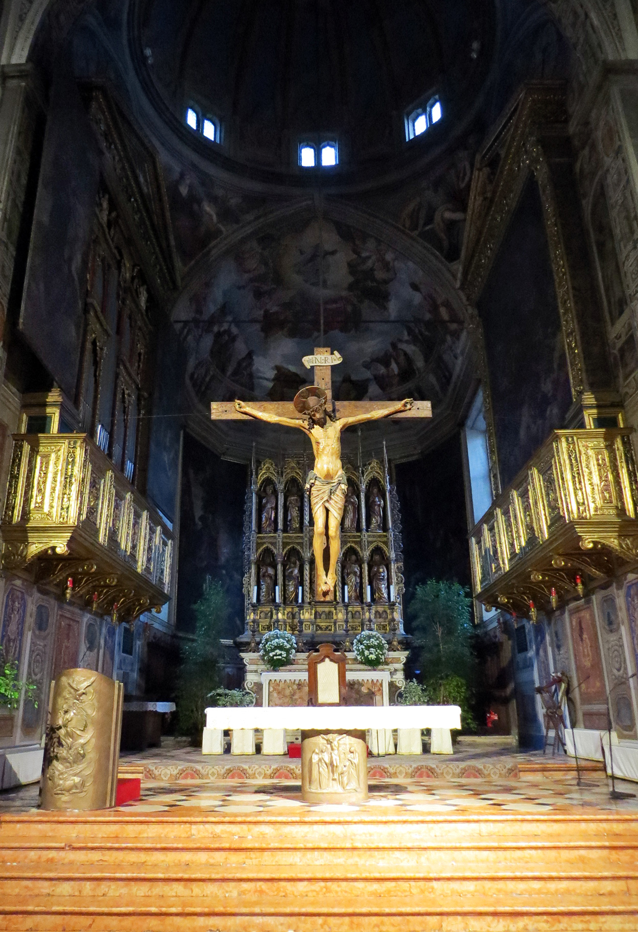 Dall'alto della croce