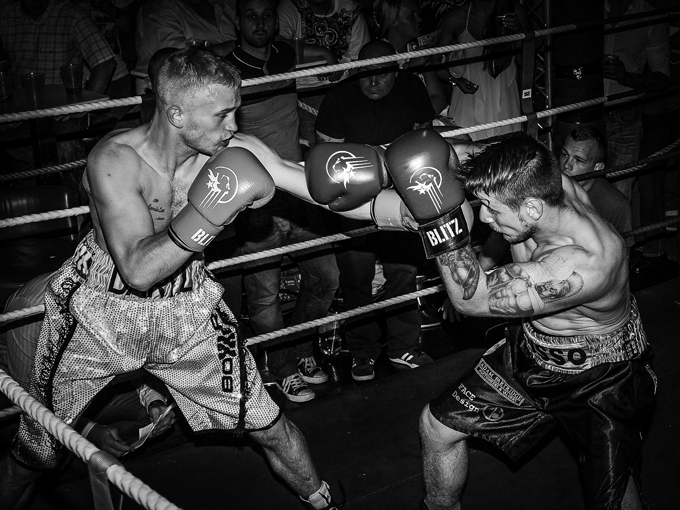 colletti bianchi boxe