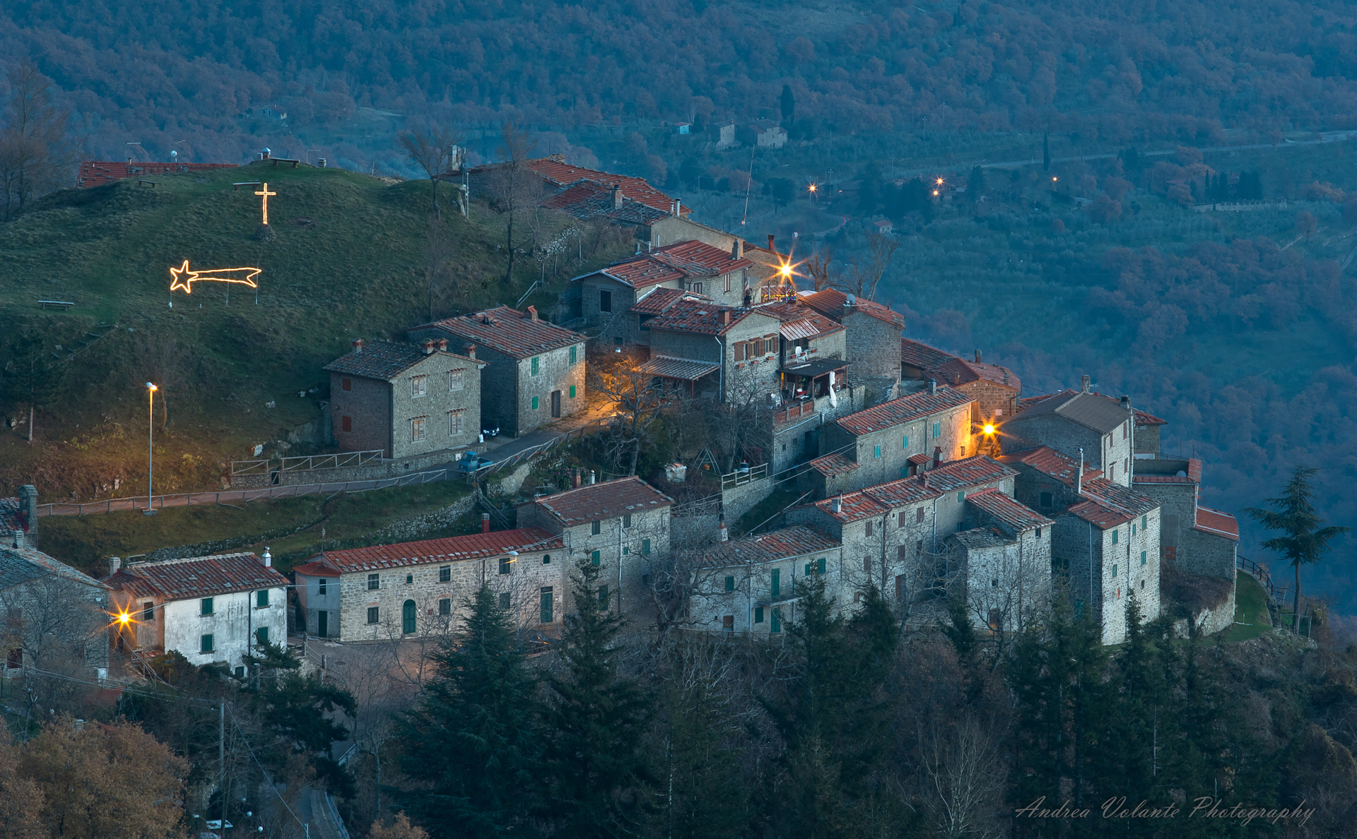 15/12/2015 ..scende la sera sull'Anciolina.