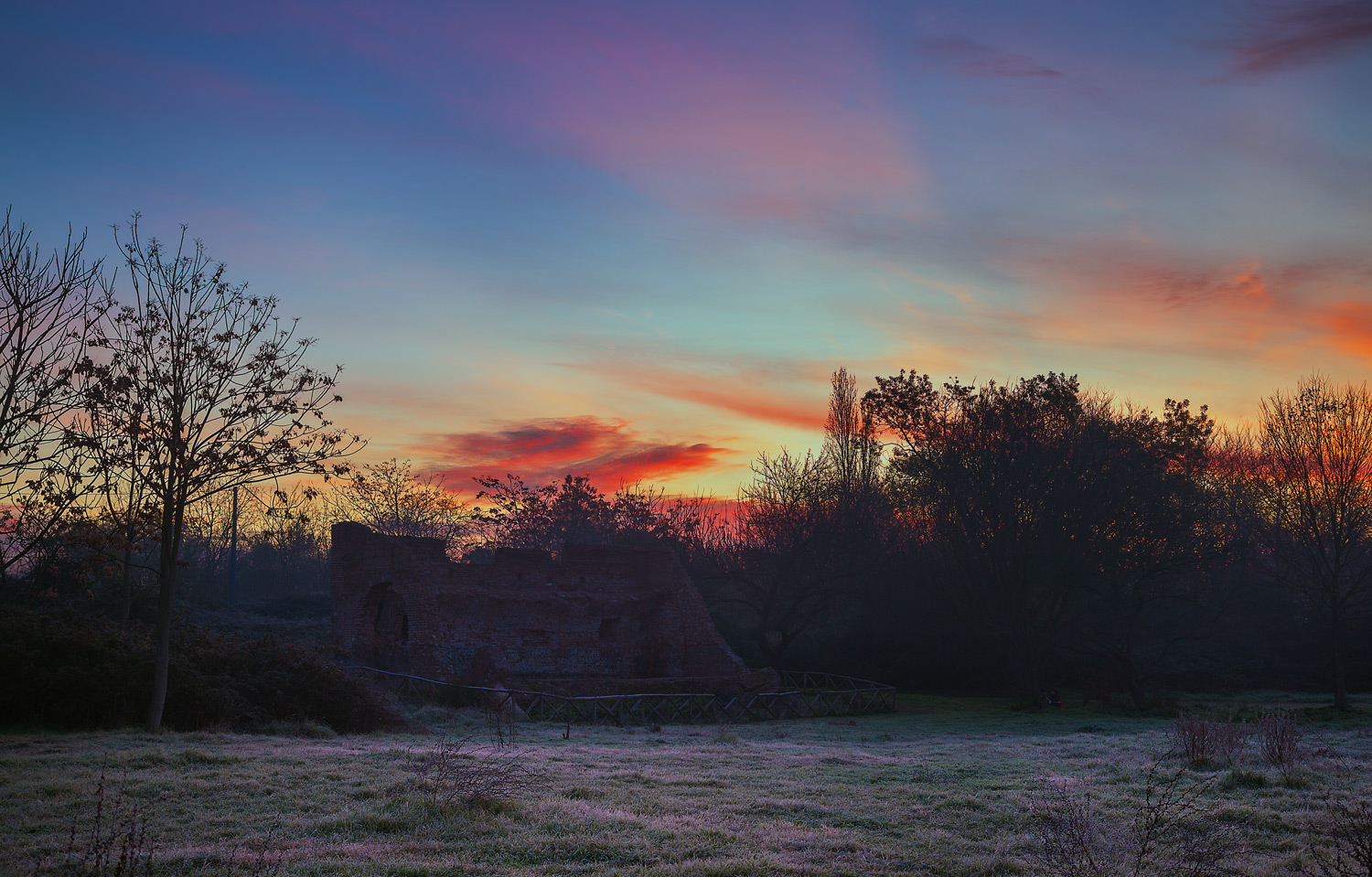 Tanker Imperial Roman Period - Sunrise at the park