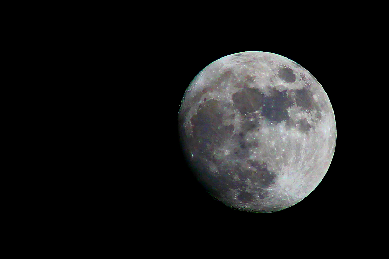 Luna 23 dicembre 2015
