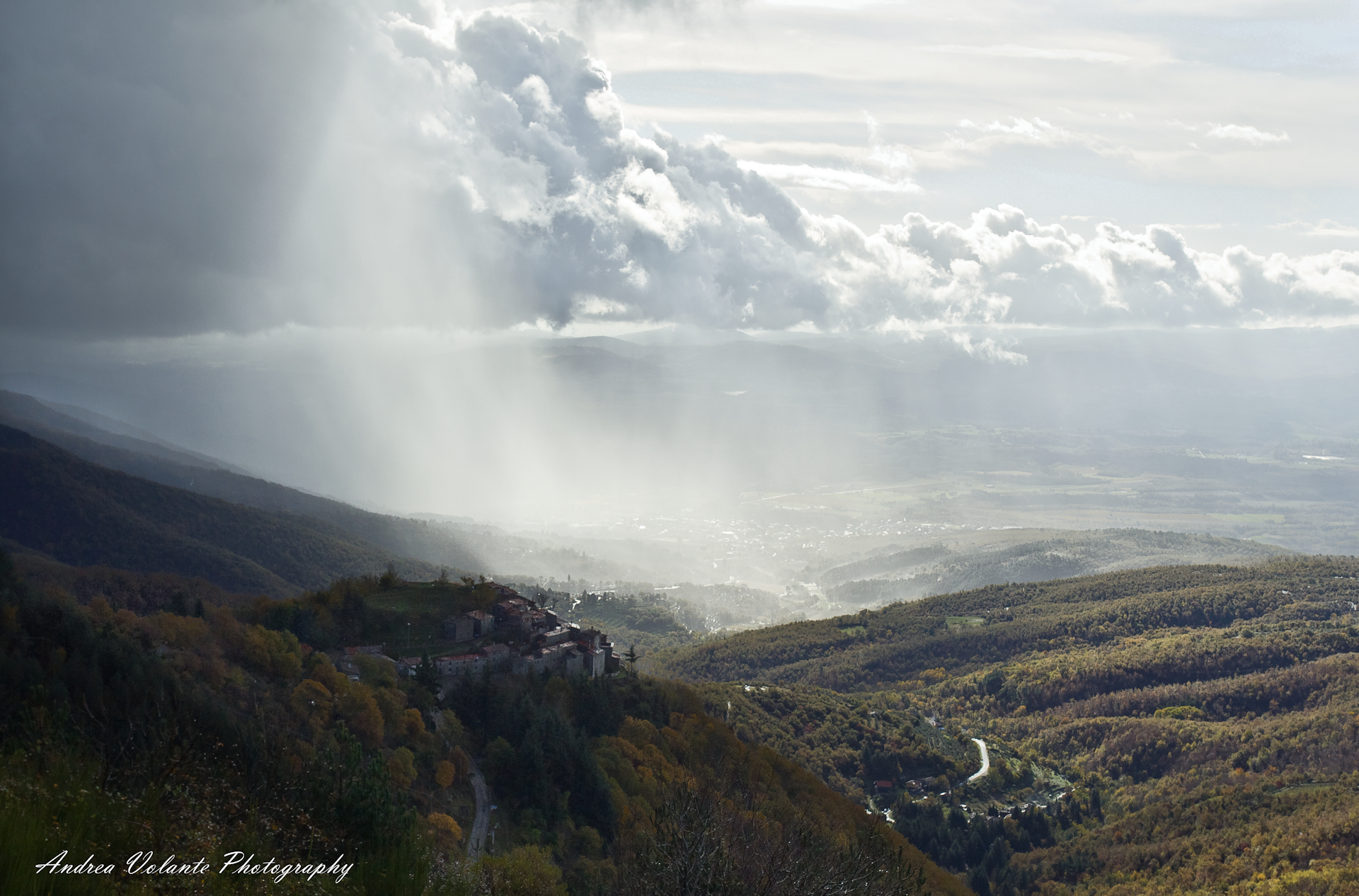 ..poco before the storm!