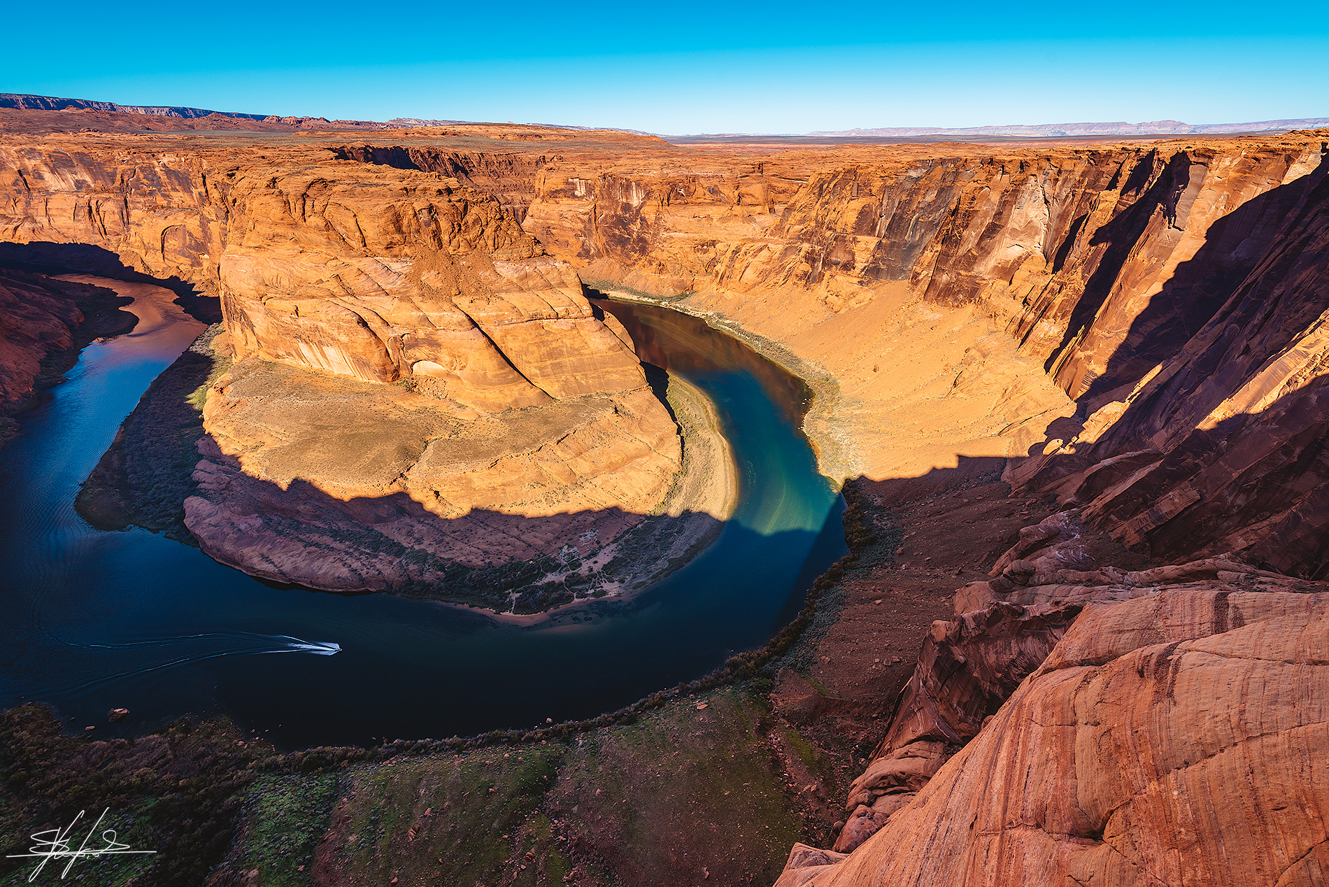 Morning light at Horseshoe Bend