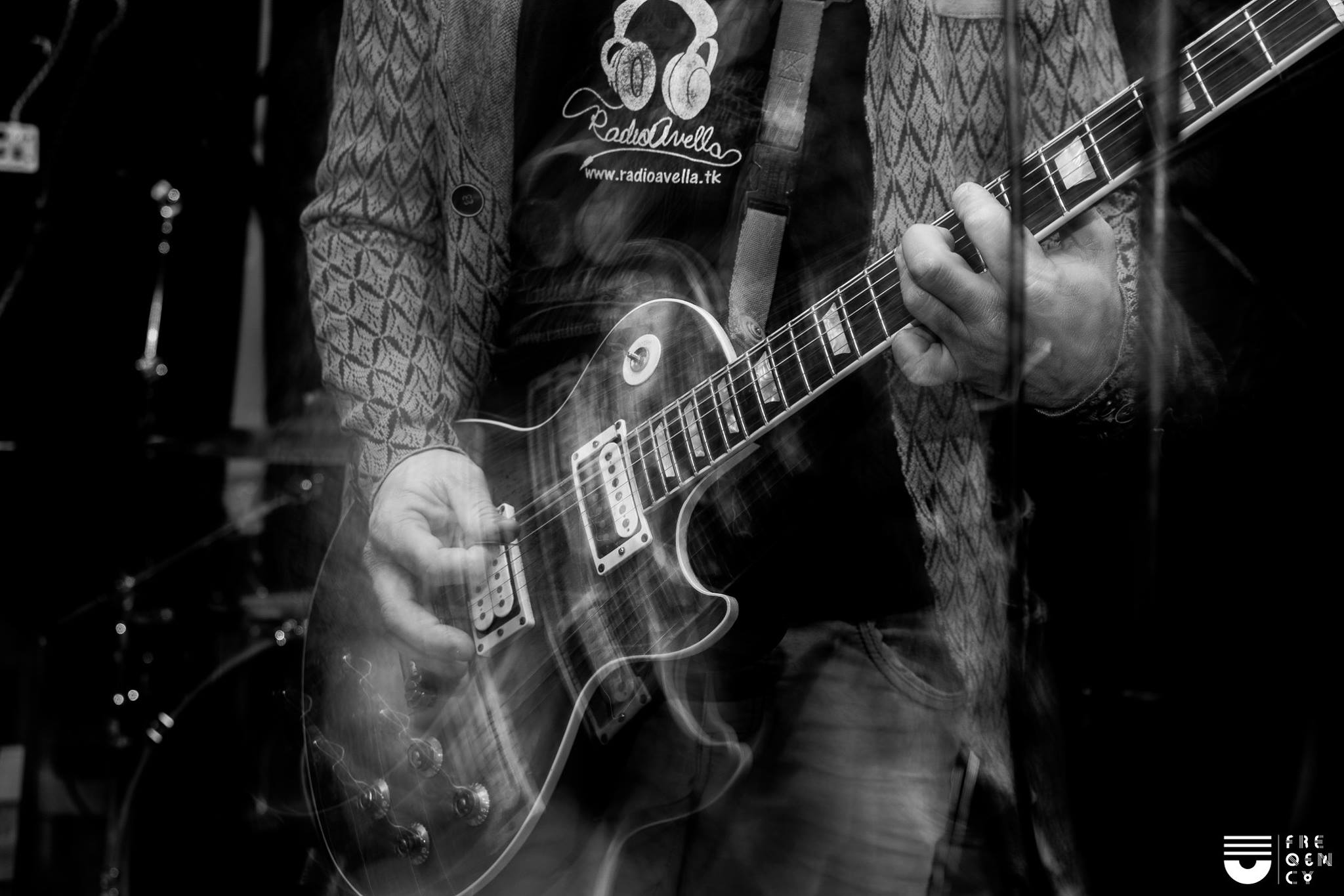 Music alive! #sulaventrebianco live to #freqency