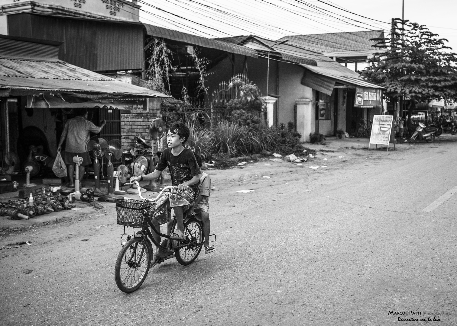 walking in Siem Reap
