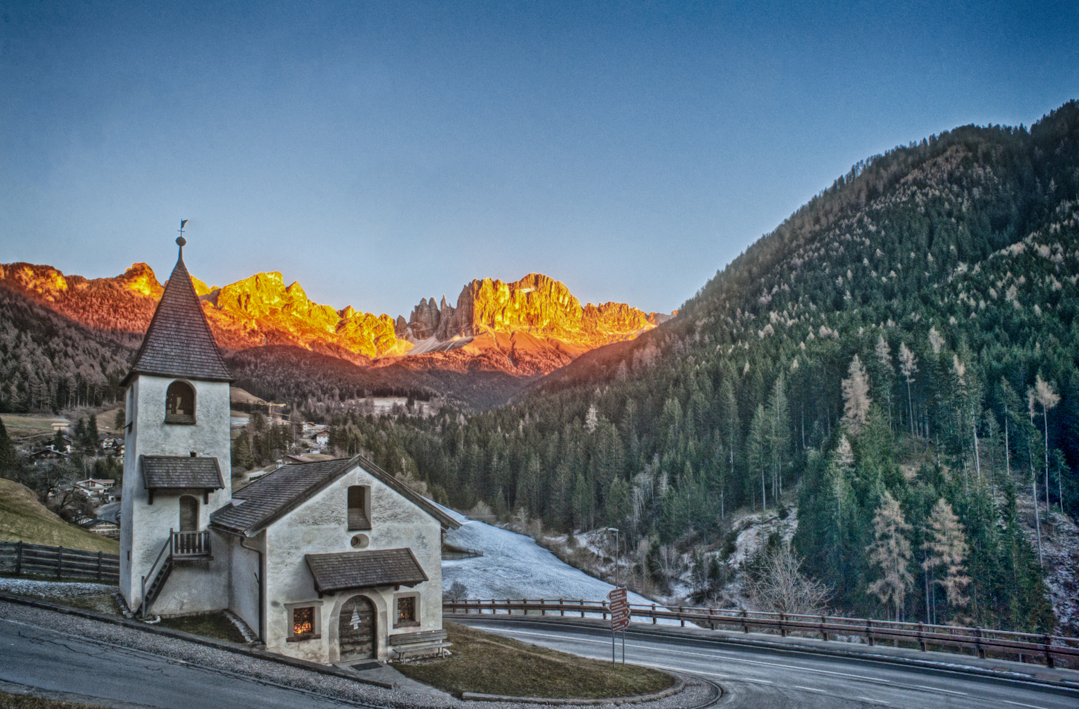 Sunset in San Cipriano Tires