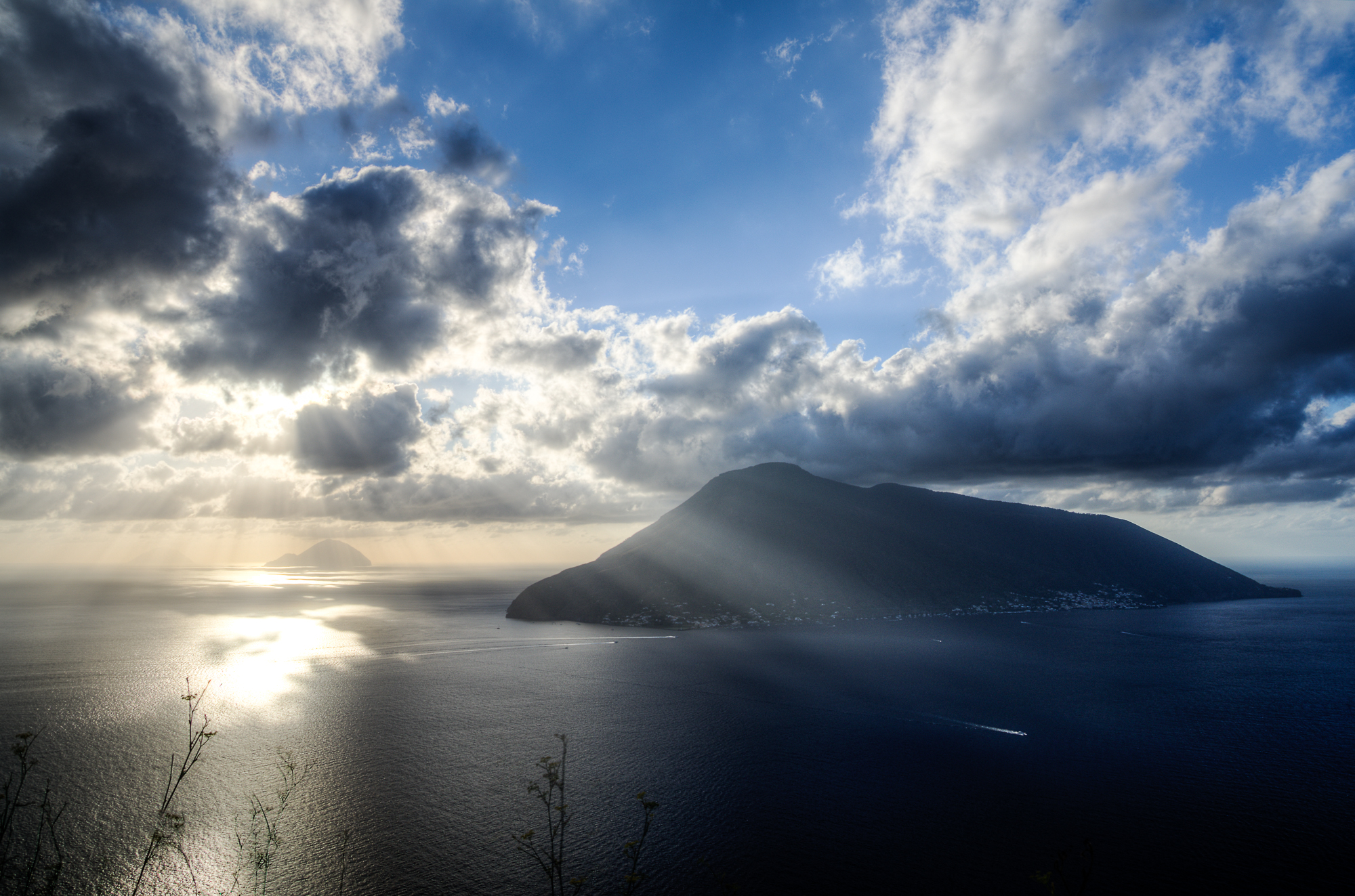 Salina e Alicudi da Lipari