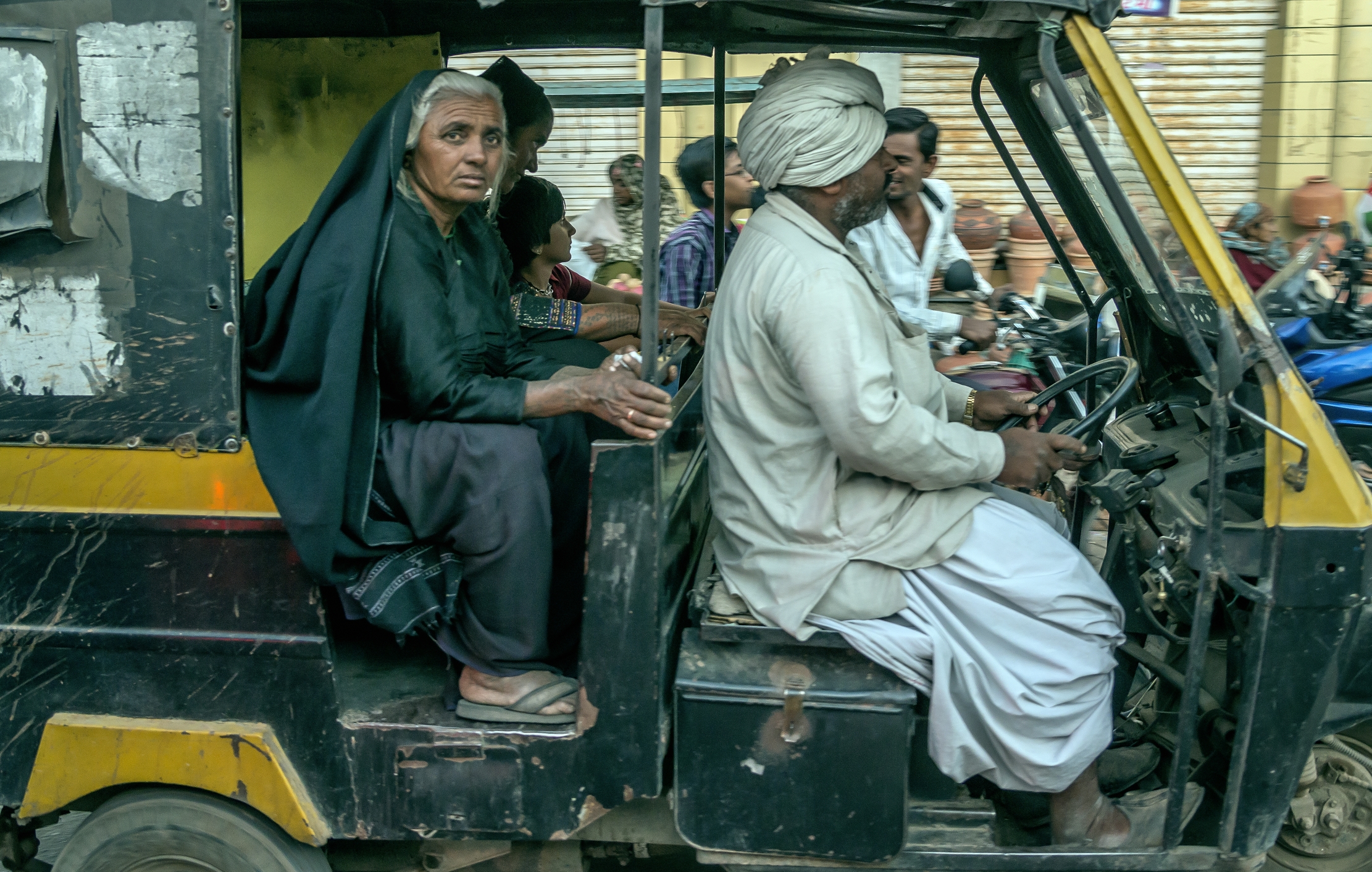 Gujarat 2015 - Taxi ... ...