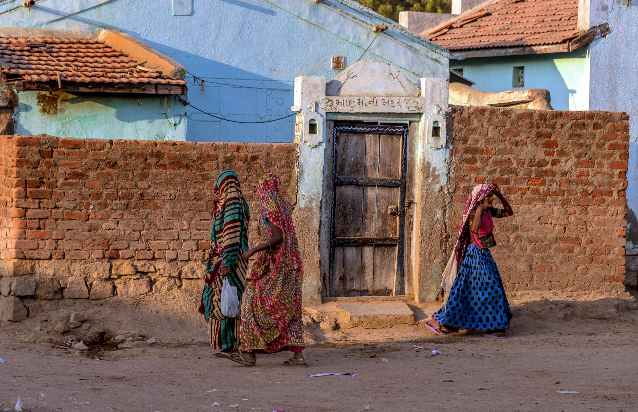Gujarat 2015 - In a village at sunset