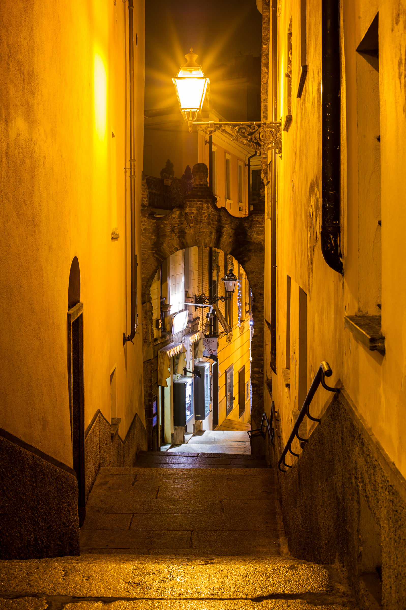 Acqui Terme (al) by night