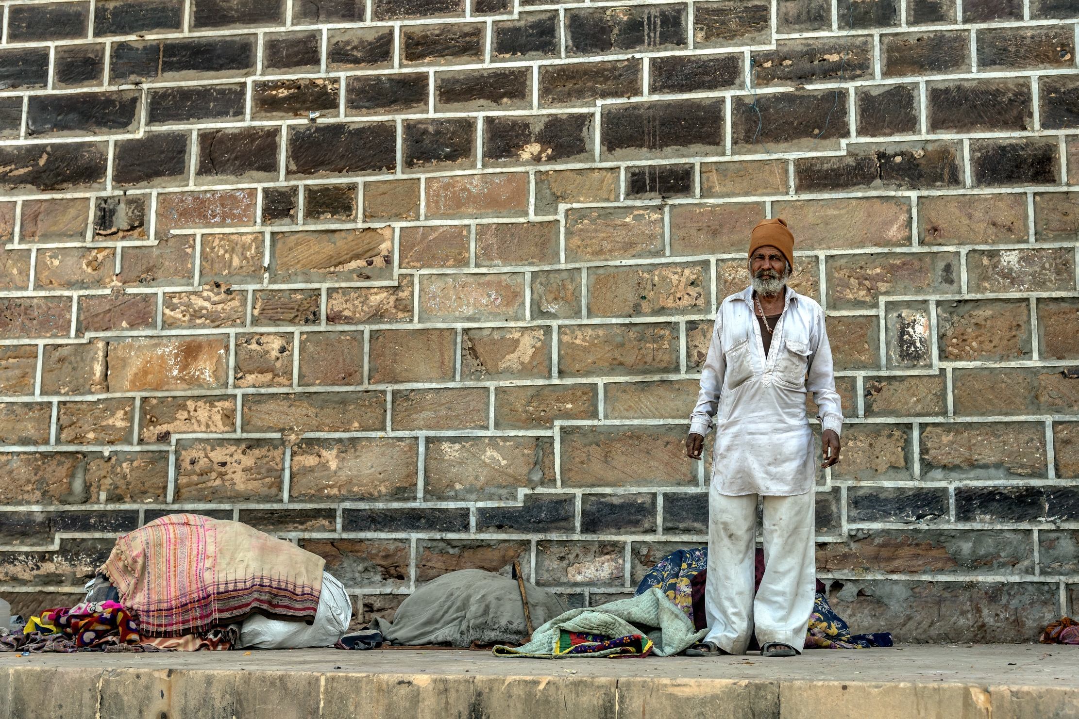 Gujarat 2015  - Mendicante a Bhuj