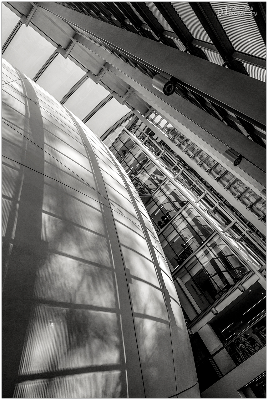 Verto, plastic and steel