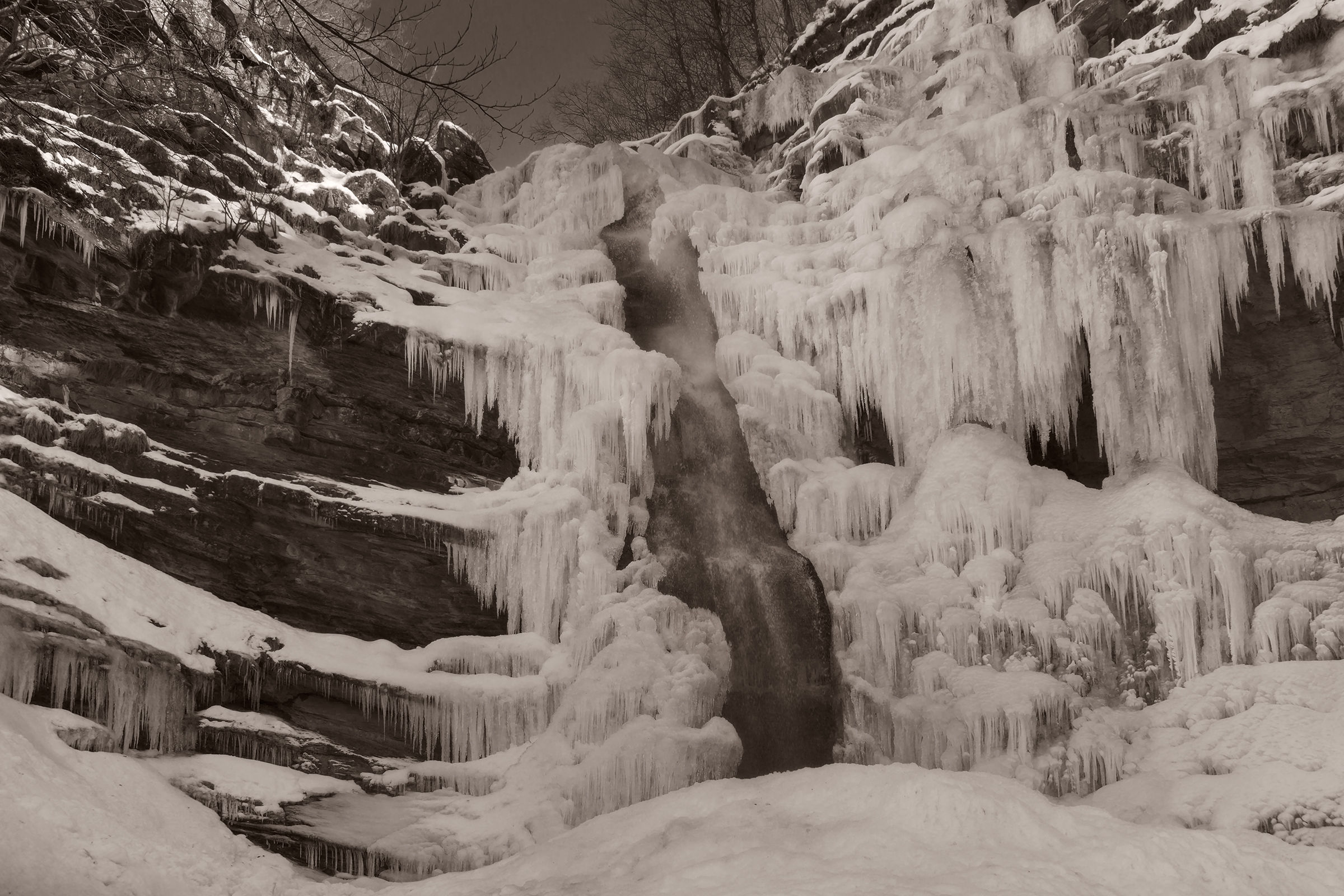 Lavacchiello di'inverno: il regno del ghiaccio