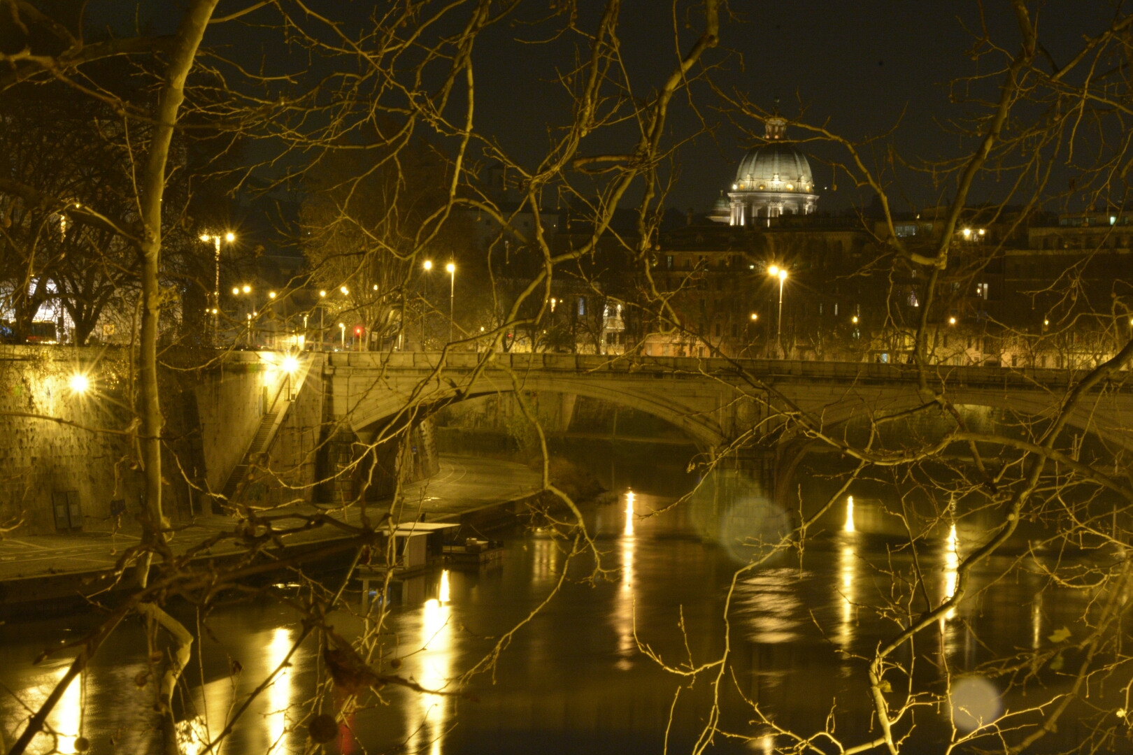 lungotevere la sera
