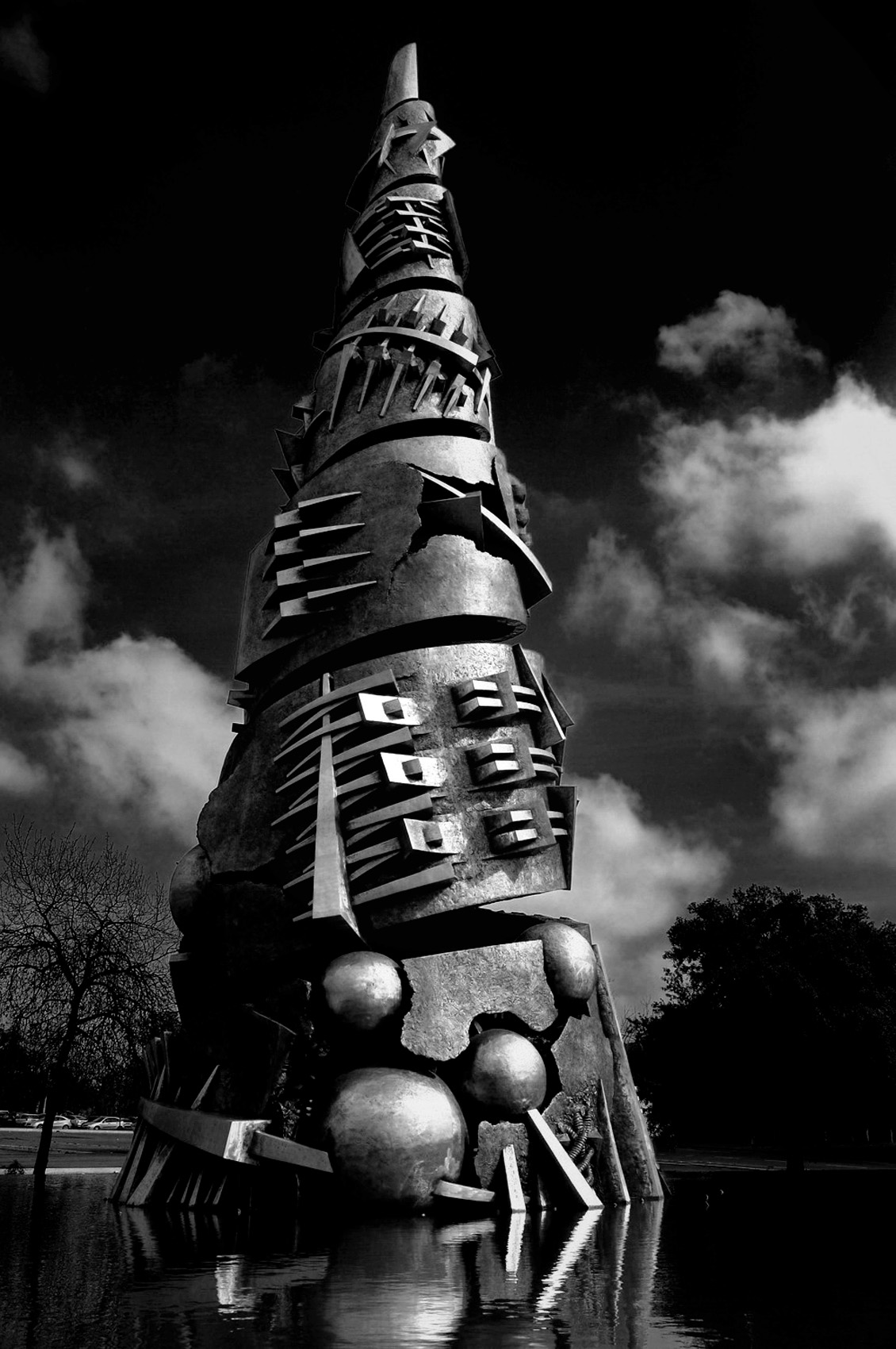The Obelisk (Arnaldo Pomodoro)