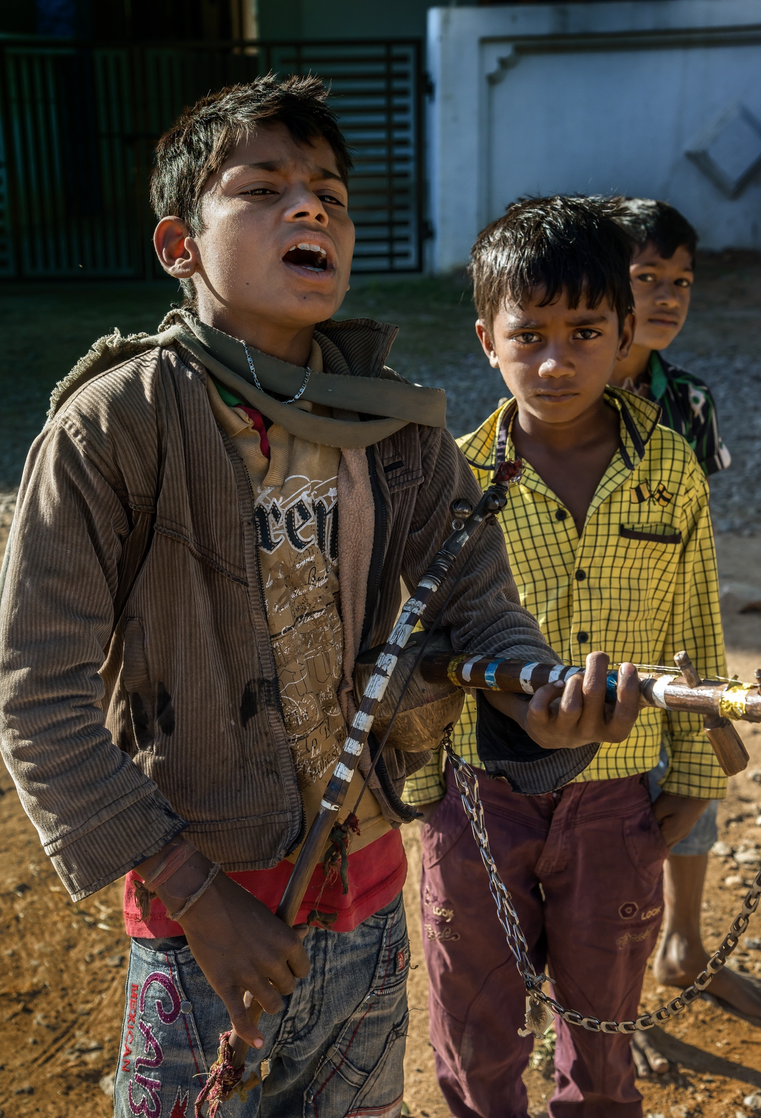 Gujarat 2015 - Piccoli cantori