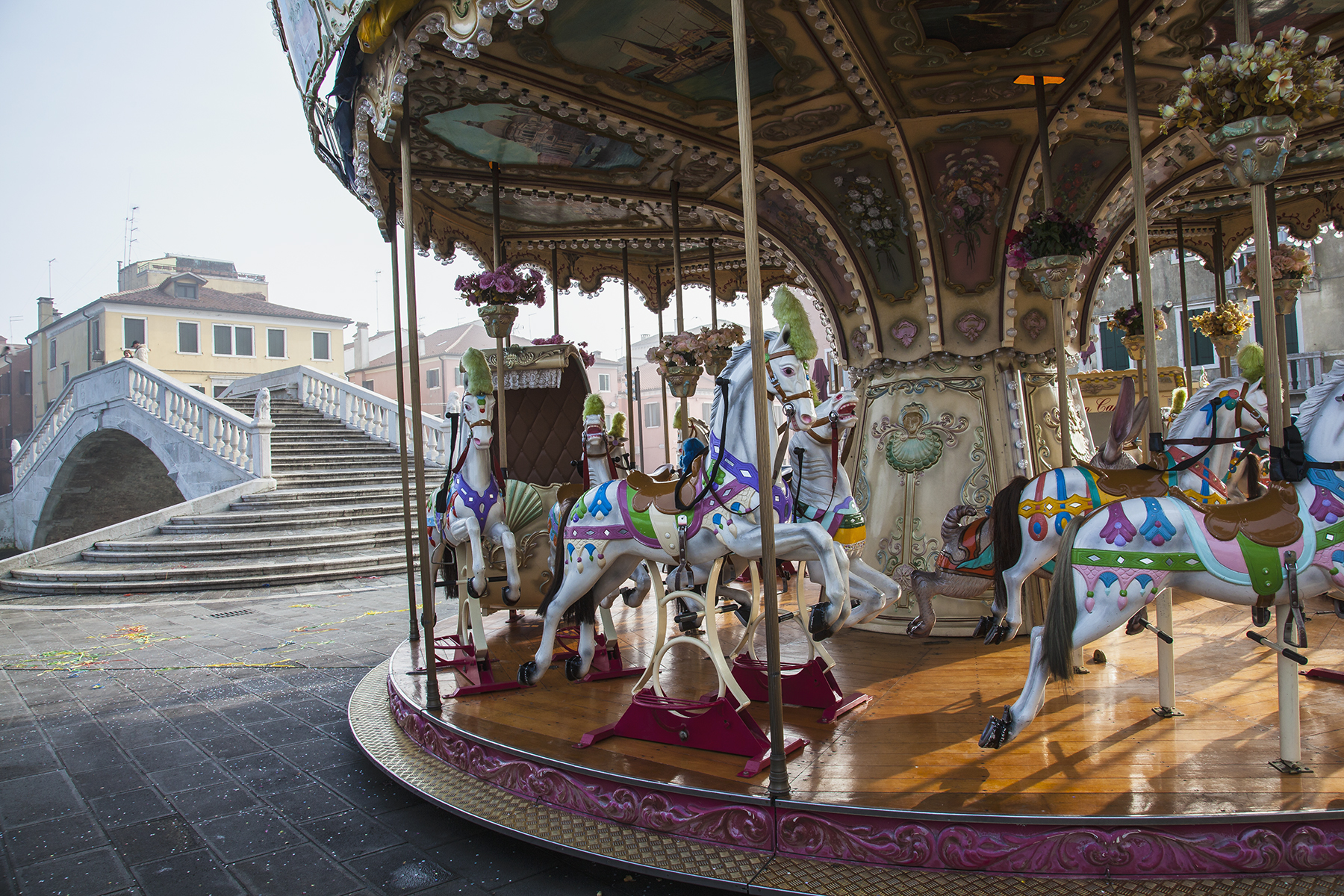 il ponte e la giostra