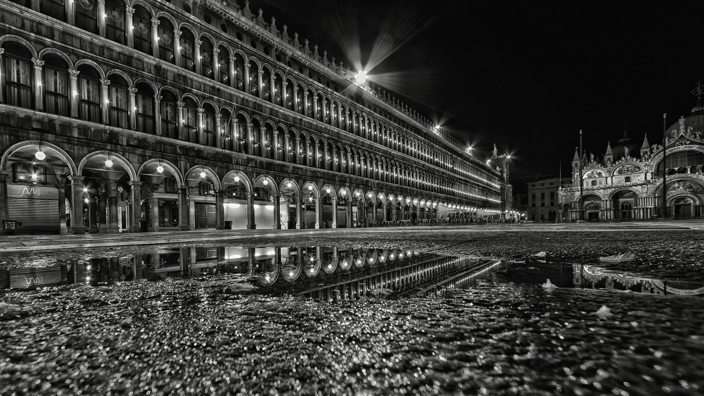 In Piazza San Marco (not even a pigeon) 4.00 hours