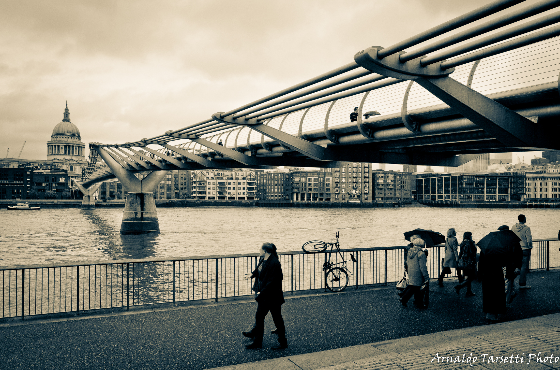 Millennium Bridge 02