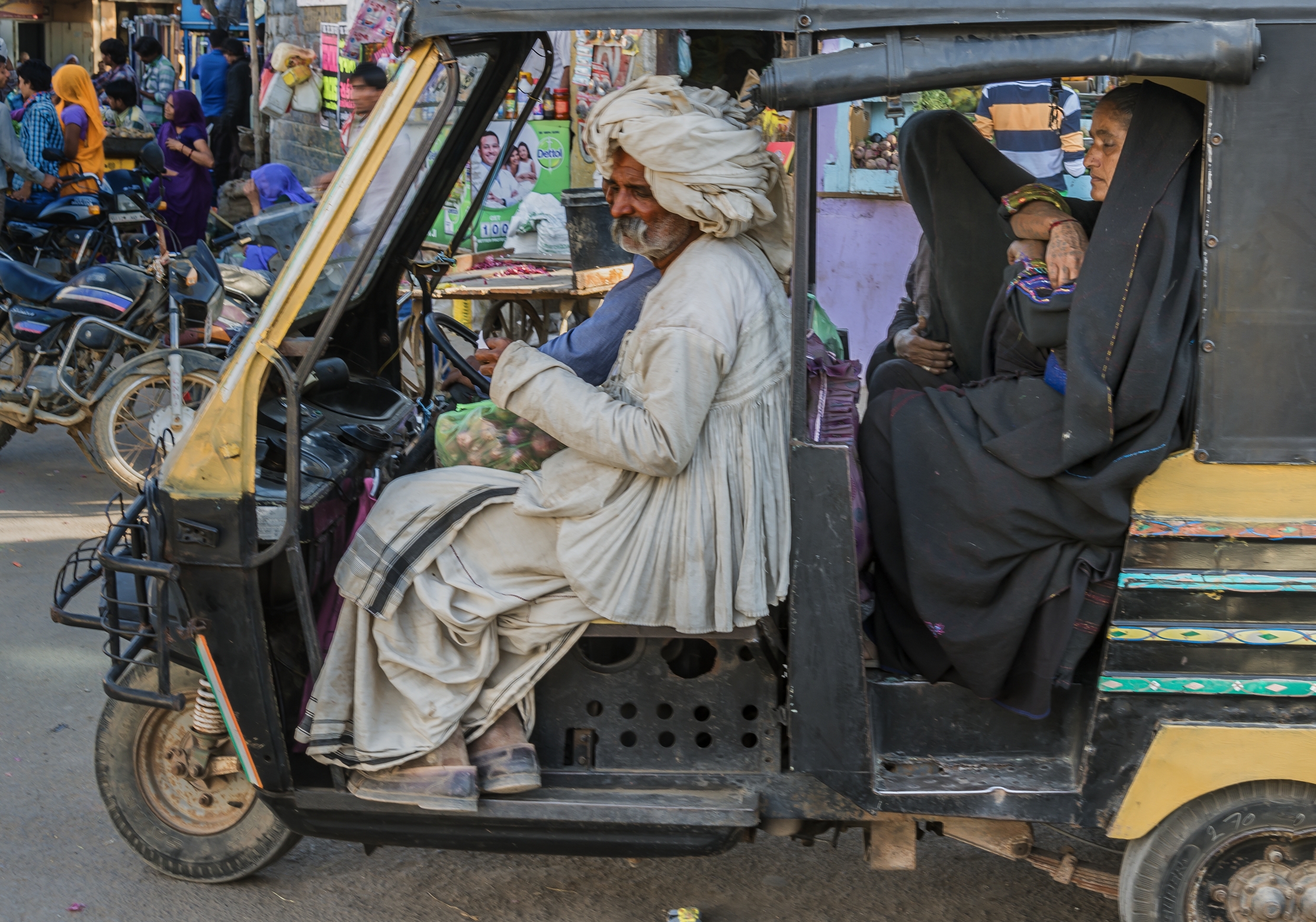 Gujarat 2015 - Taxi