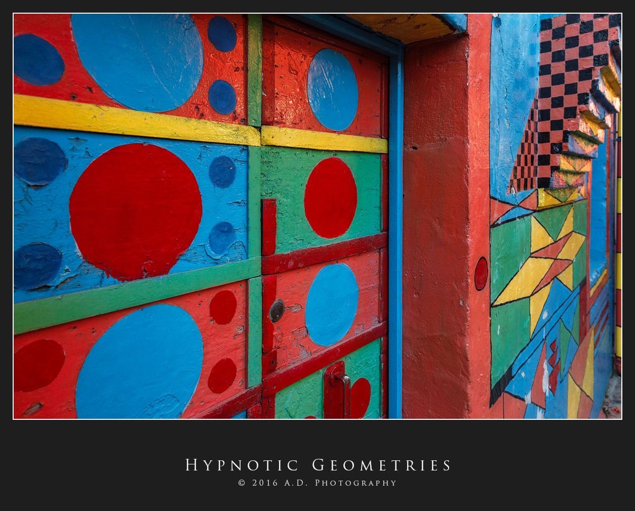 Hypnotic Geometries