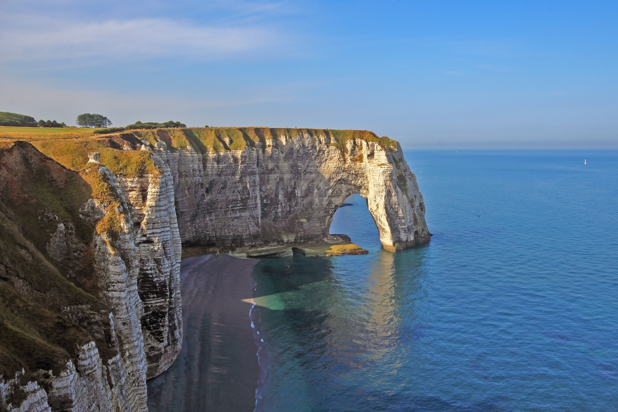 the natural arc of the Manneporte