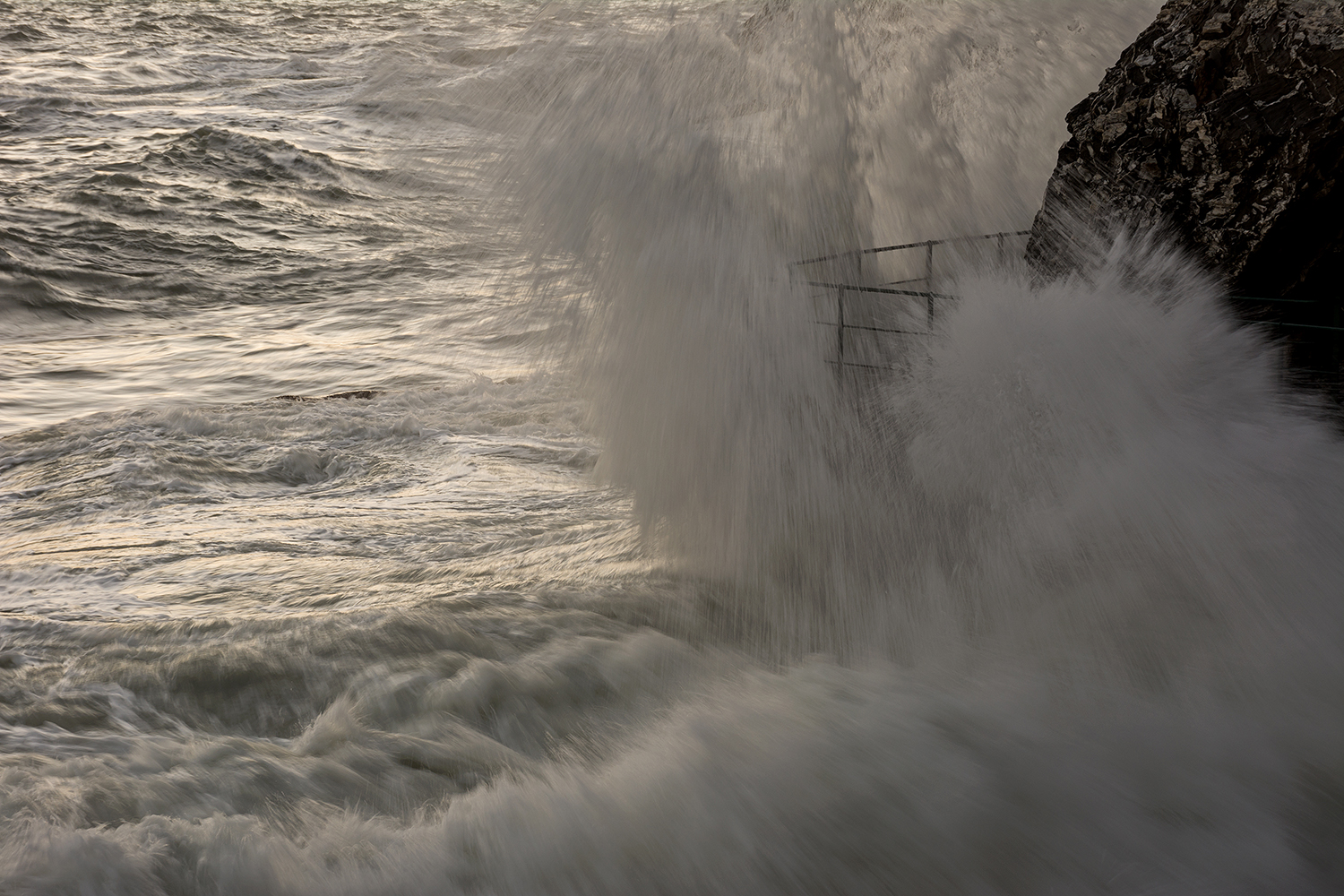 Shouts and shimmers on Tue