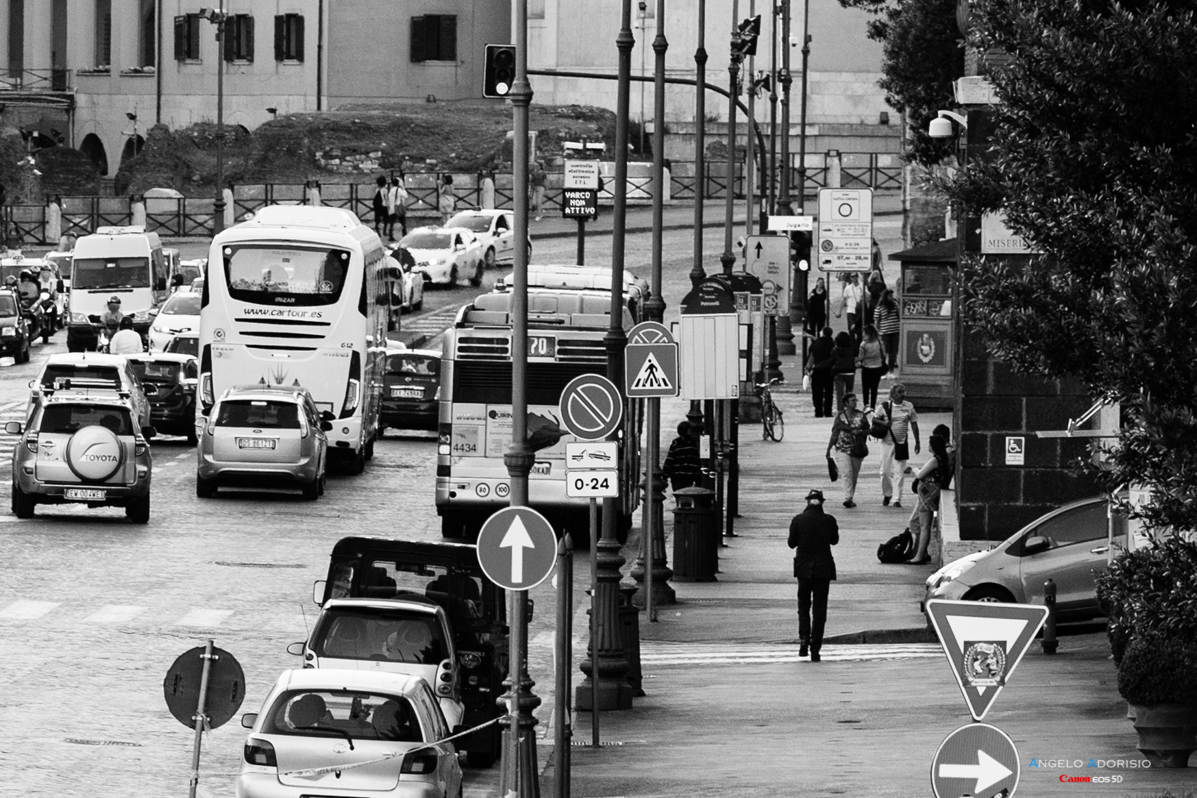 Roma - Via Luigi Petroselli