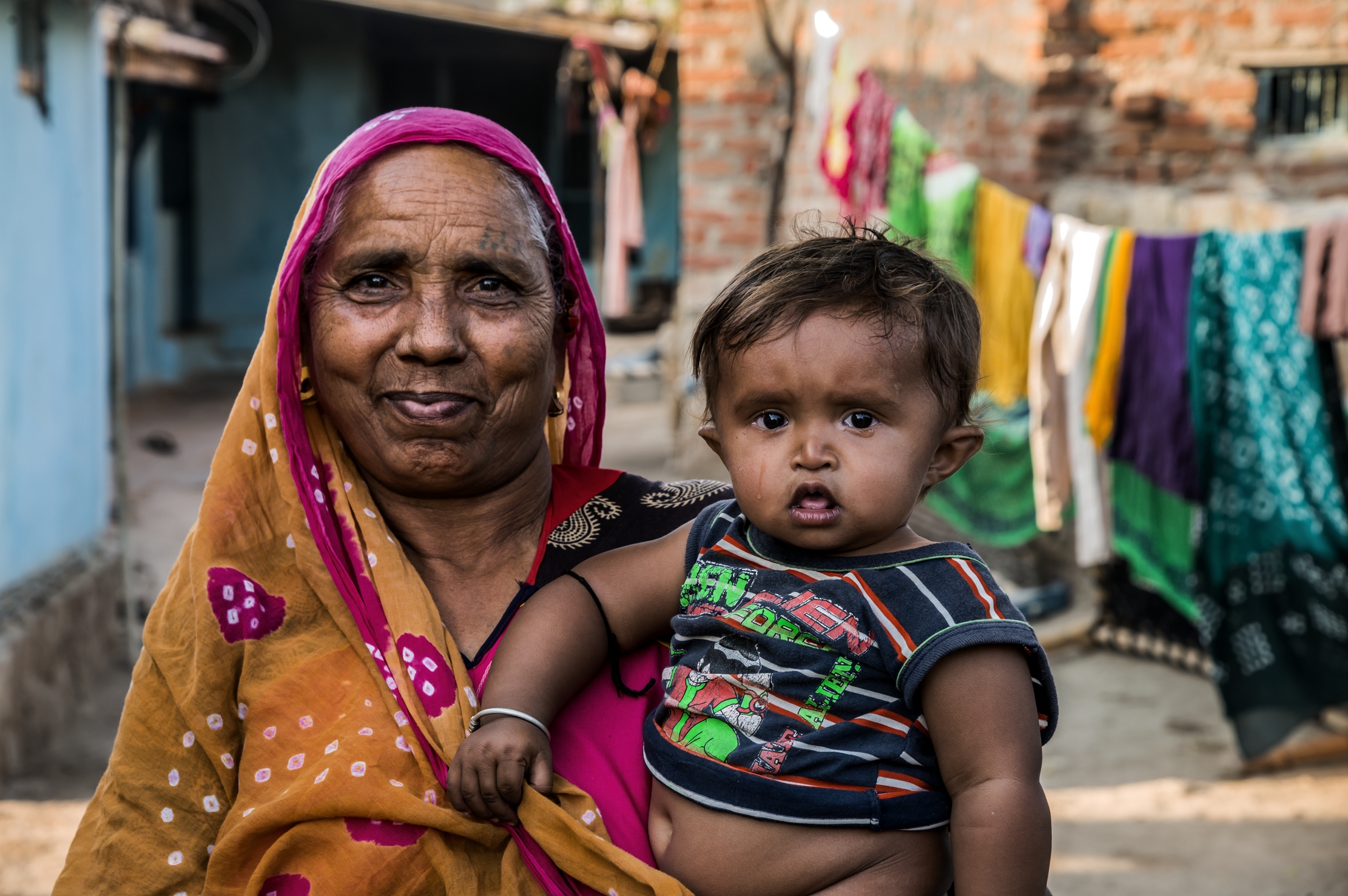 Gujarat 2015 - In un cortile