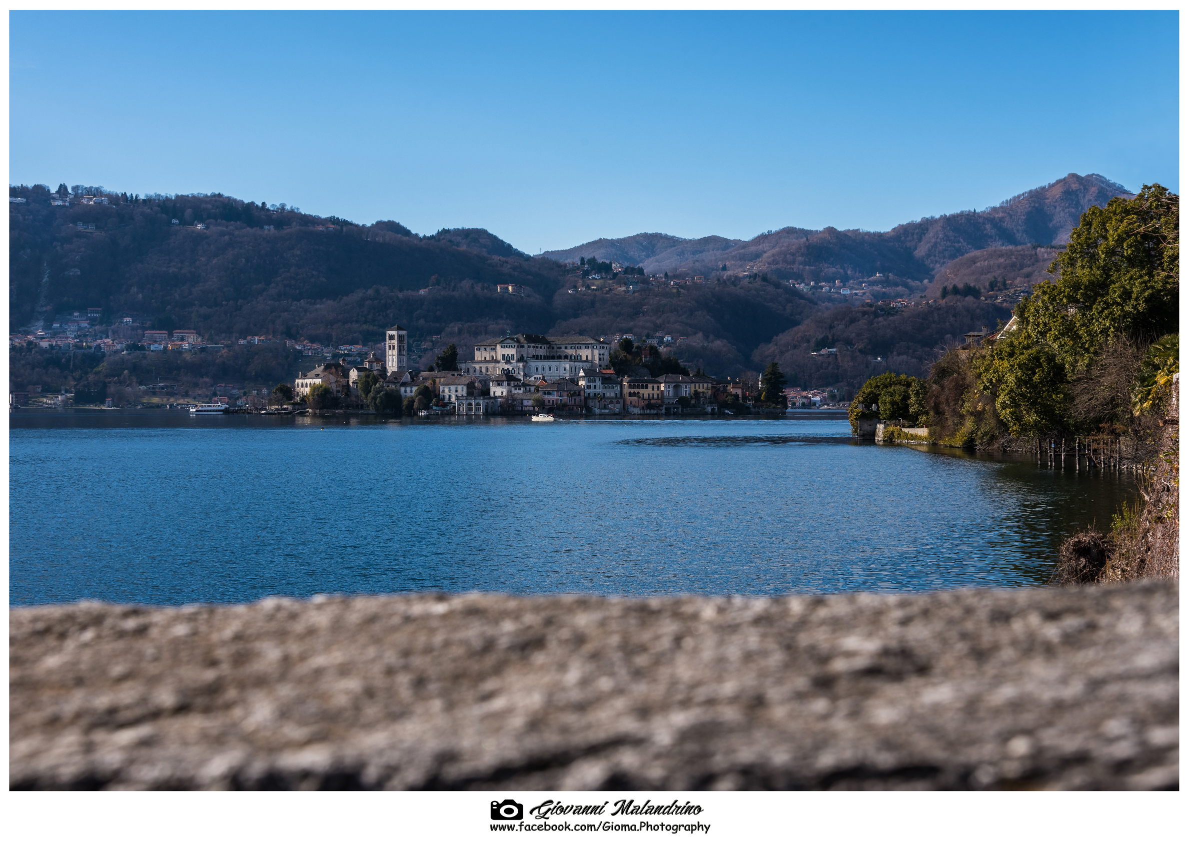 Island of San Giulio ..