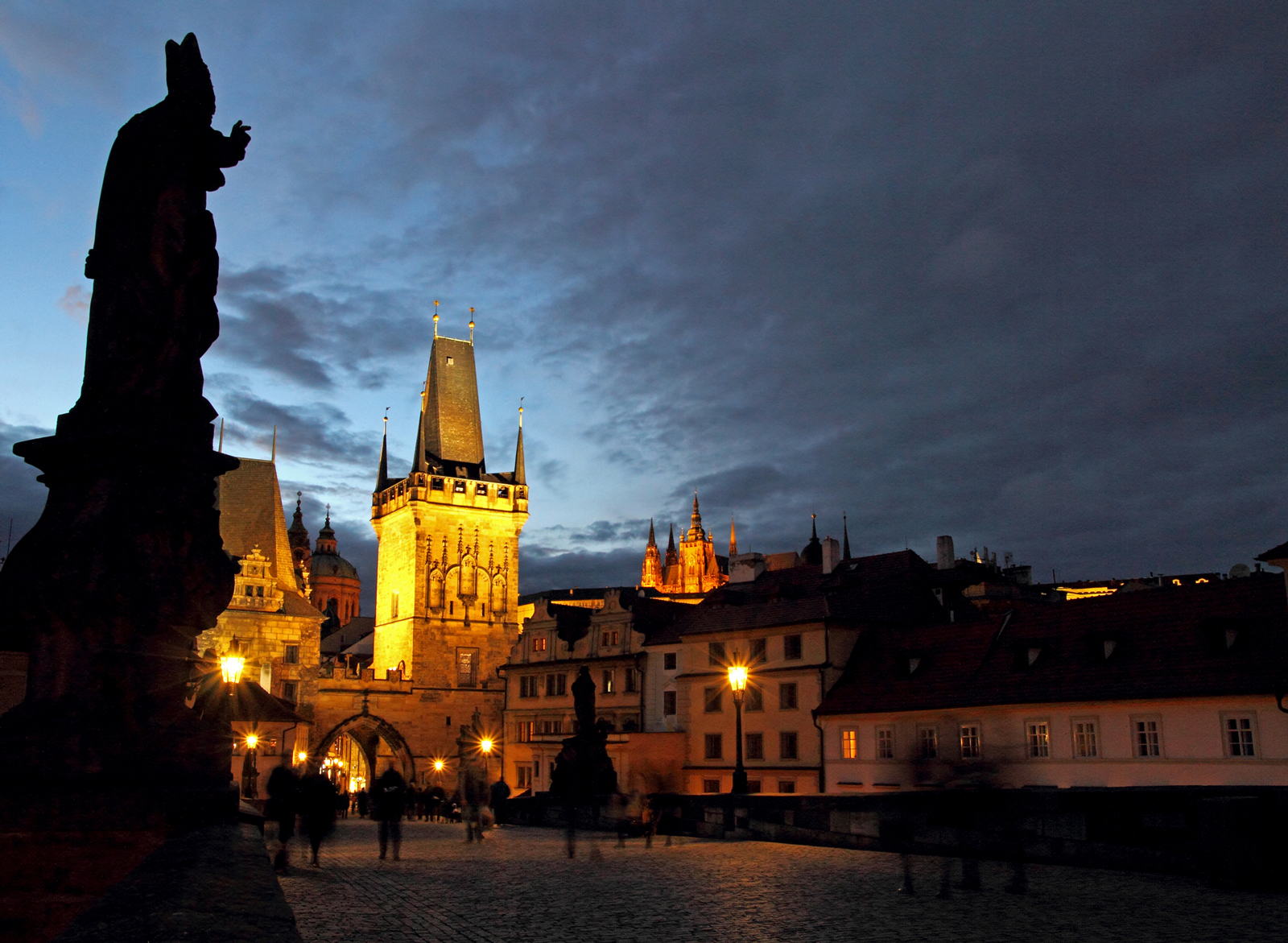 Praga di notte